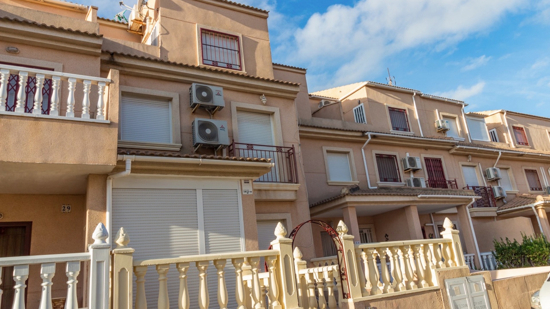 Resale - Townhouse - Playa Flamenca - pueblo caballero