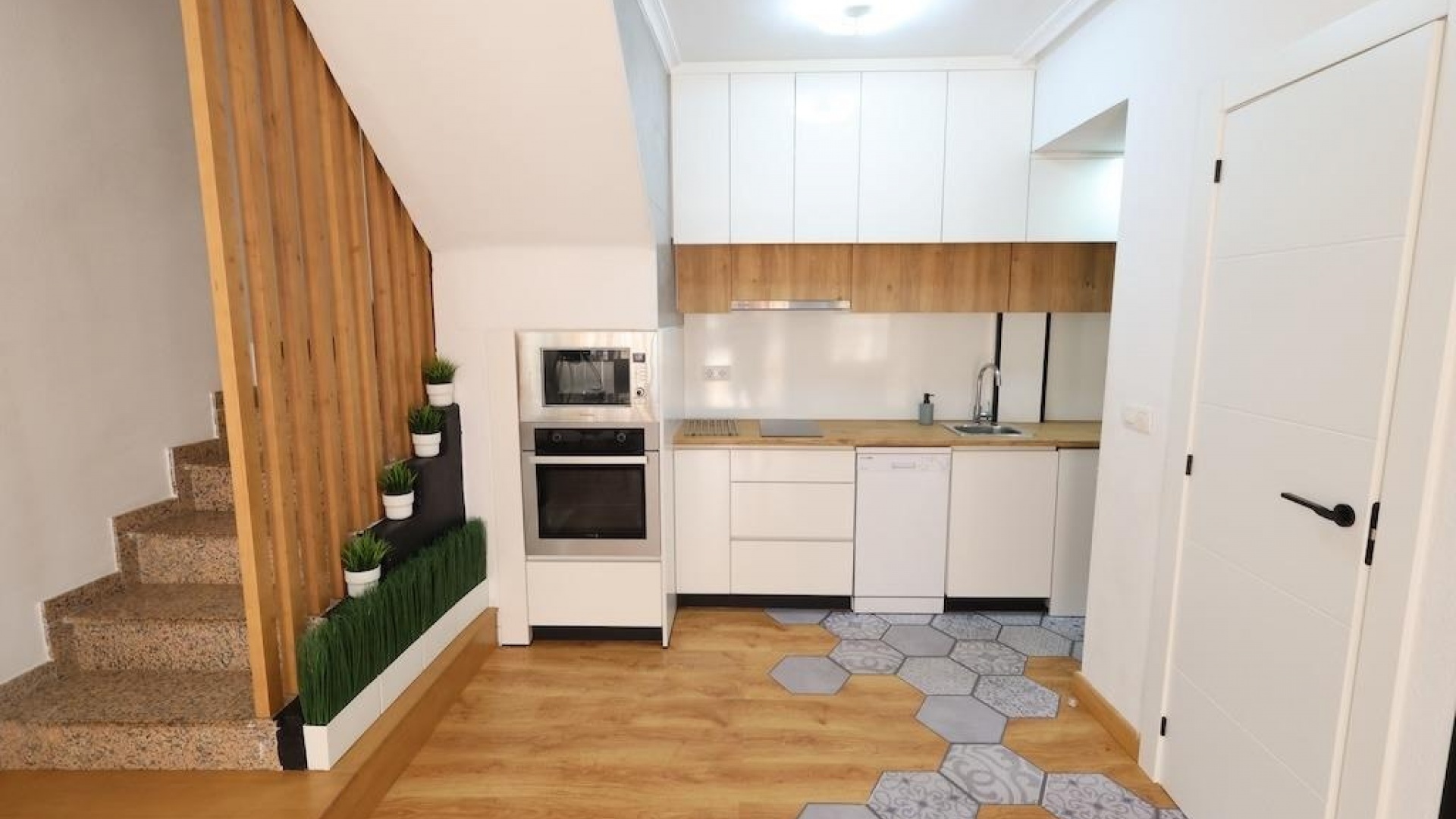 Resale - Townhouse - Playa Flamenca - pueblo caballero