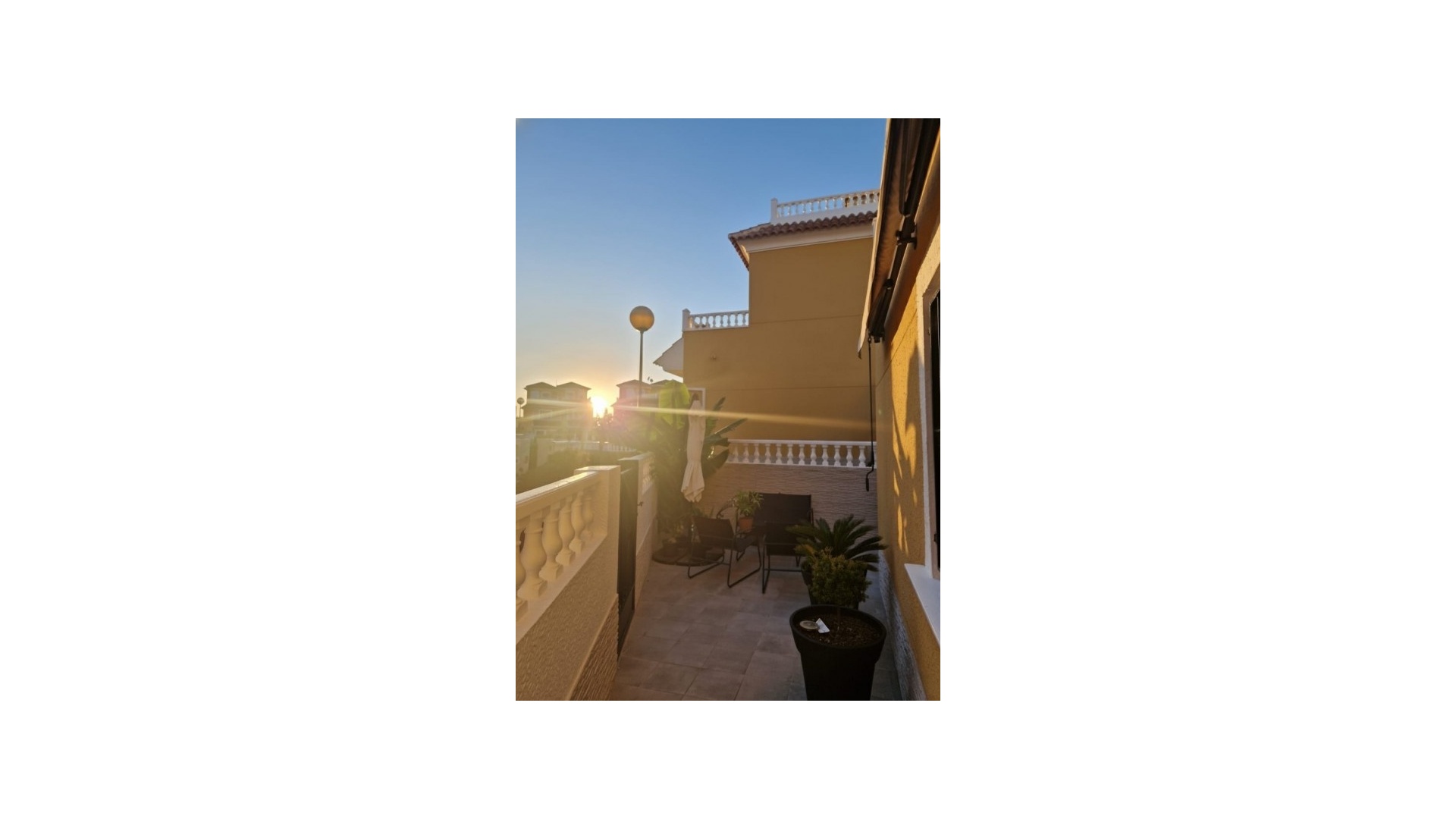 Resale - Townhouse - Playa Flamenca - Res. Argenta