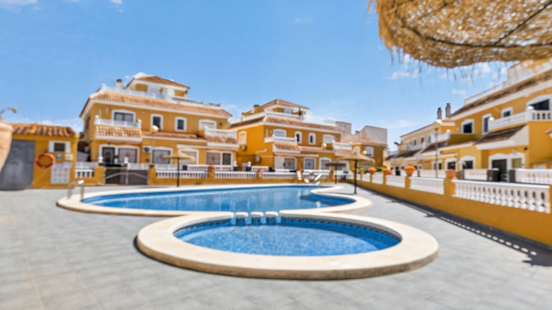 Resale - Townhouse - Playa Flamenca - Res. Argenta