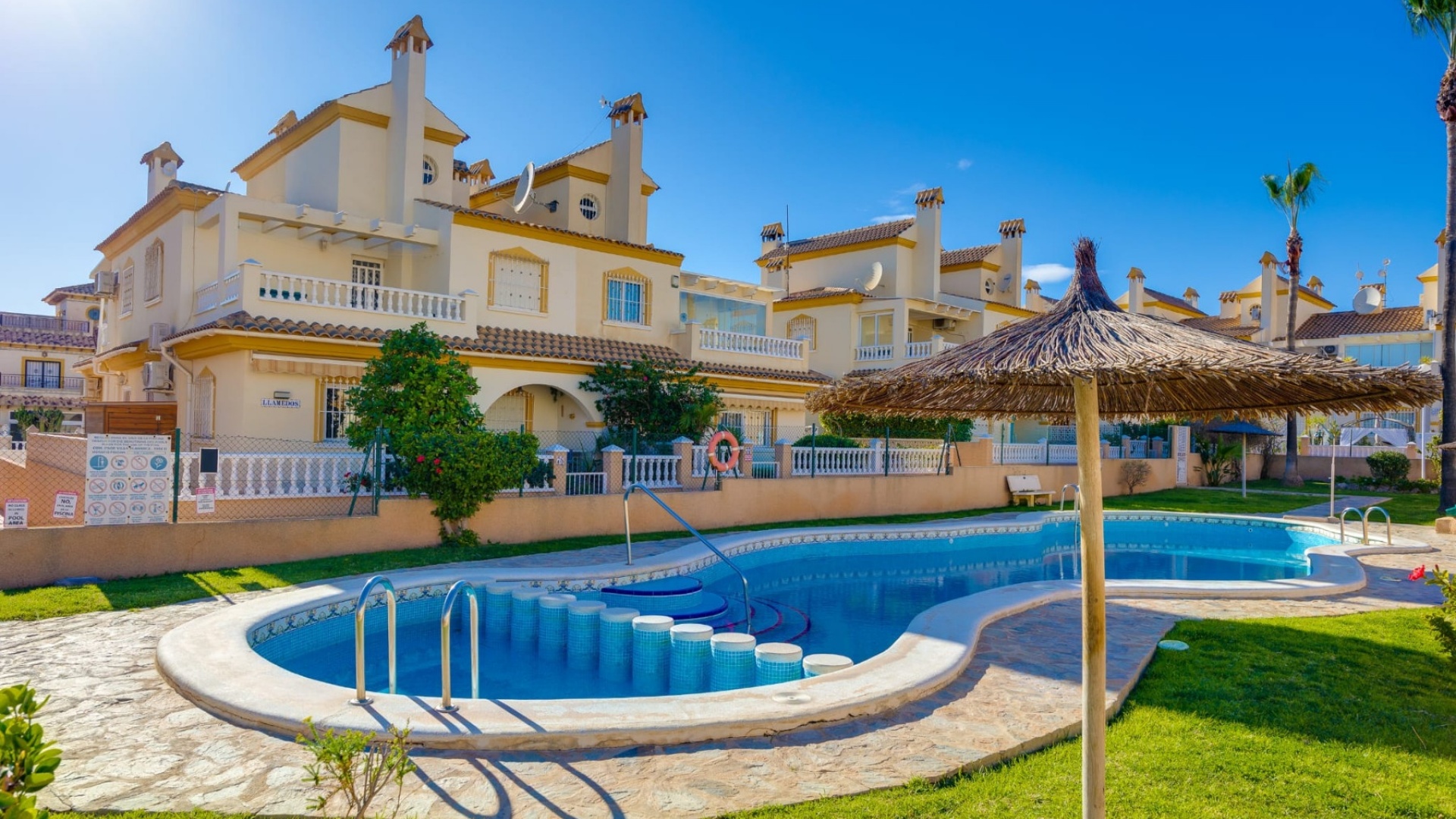 Resale - Townhouse - Playa Flamenca - villa flamenca