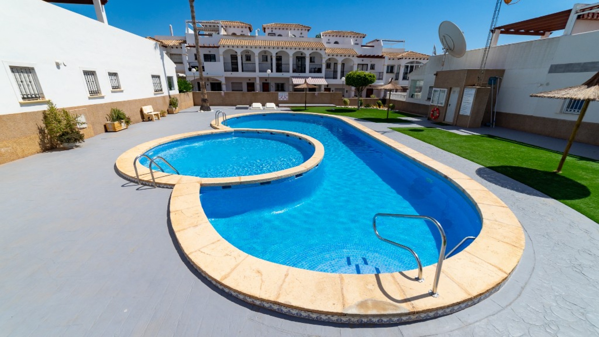 Resale - Townhouse - Punta Prima - La Cinuelica