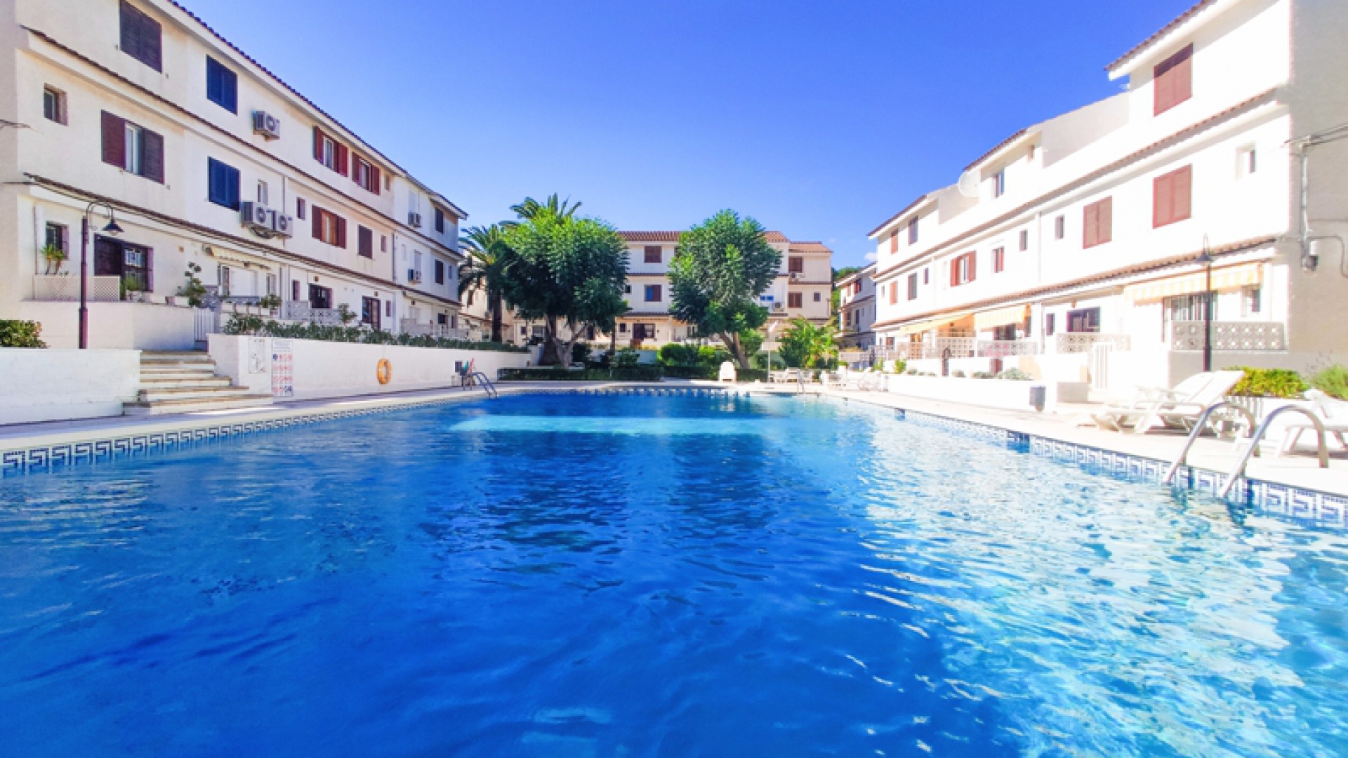 Resale - Townhouse - Punta Prima - rocajuna