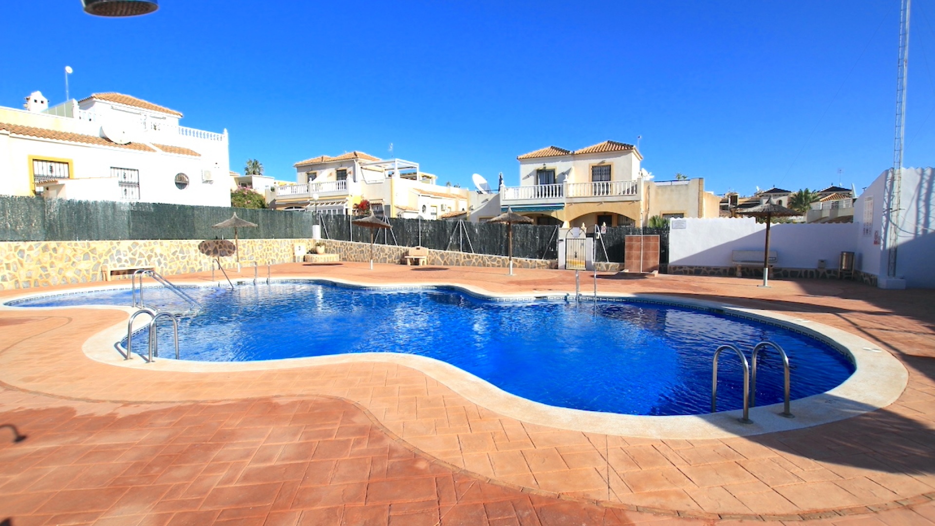 Resale - Townhouse - Punta Prima - serena