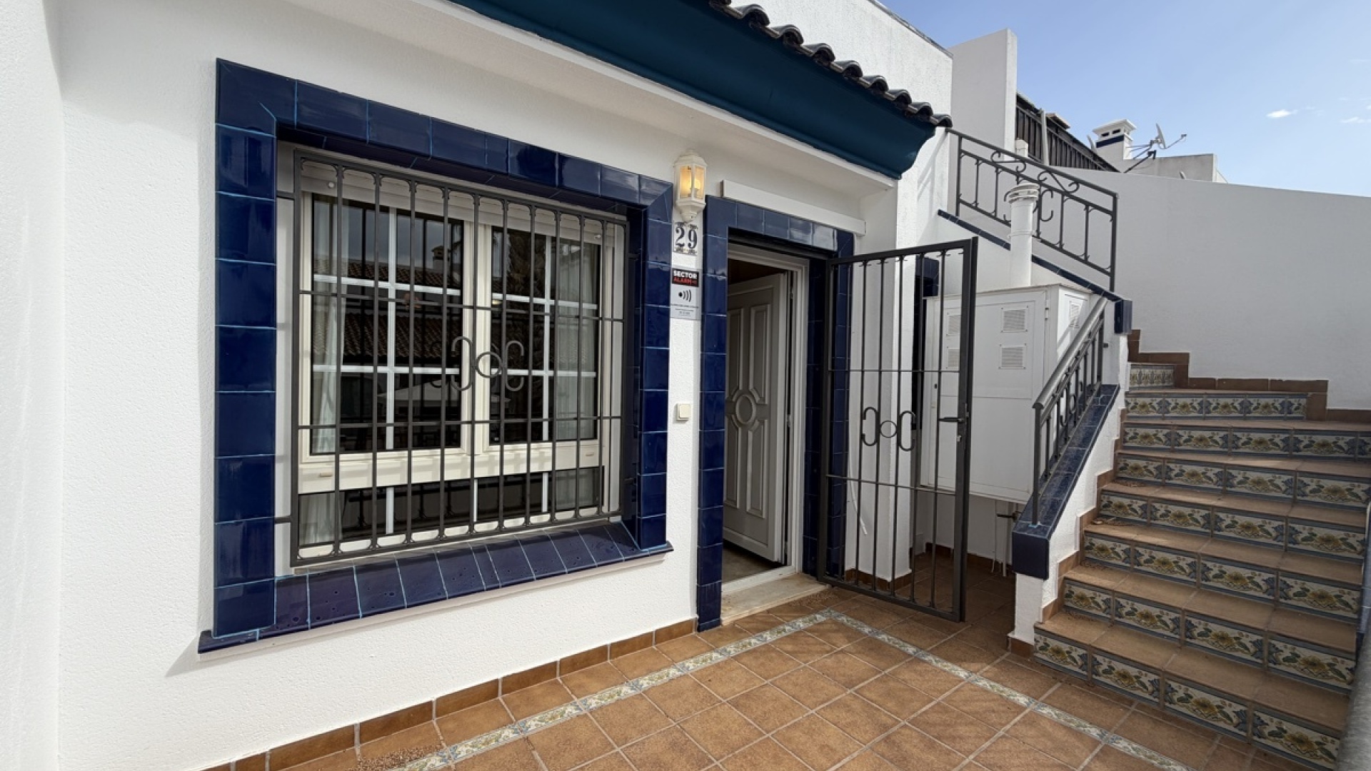Resale - Townhouse - Rioja