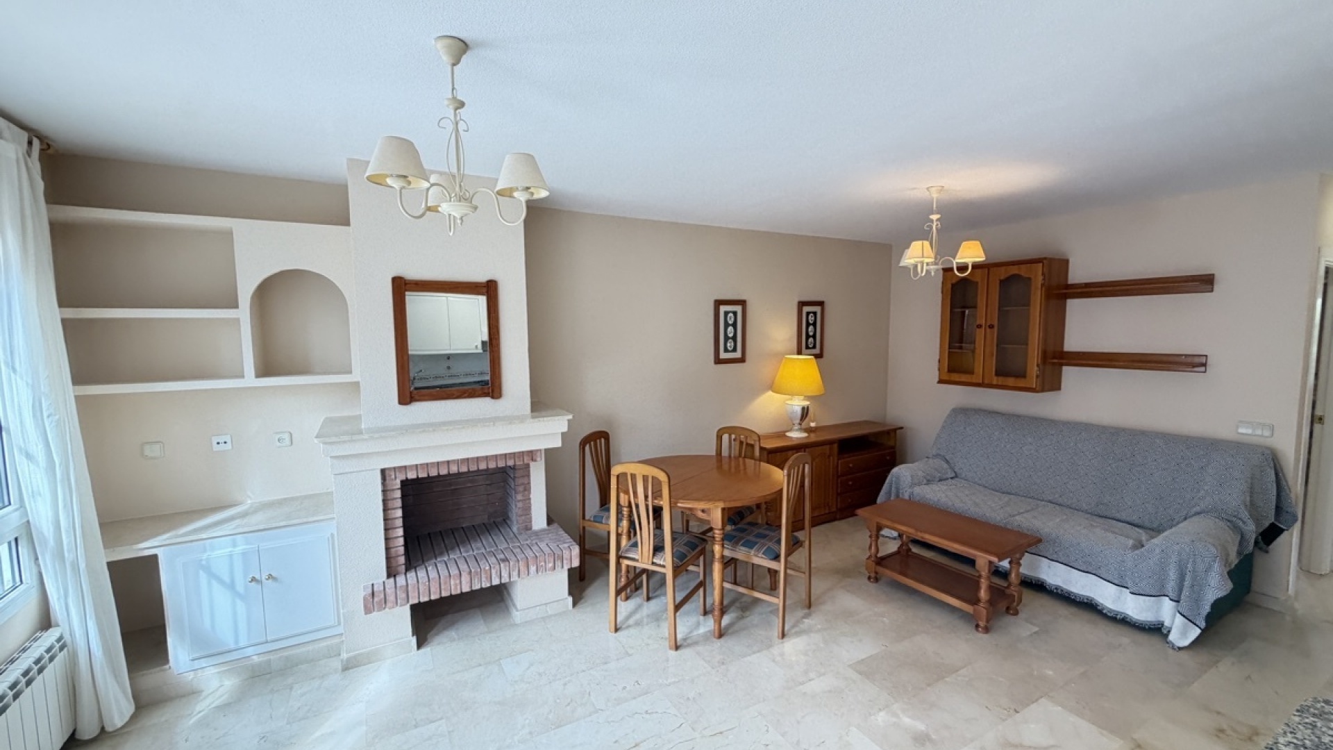 Resale - Townhouse - Rioja