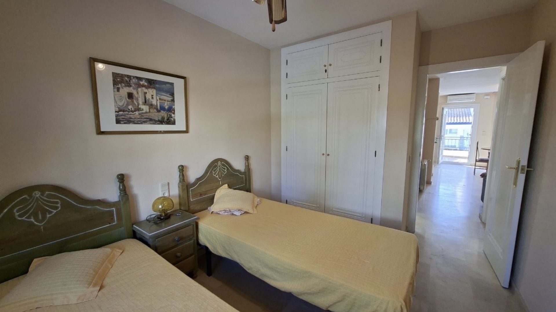 Resale - Townhouse - Rioja