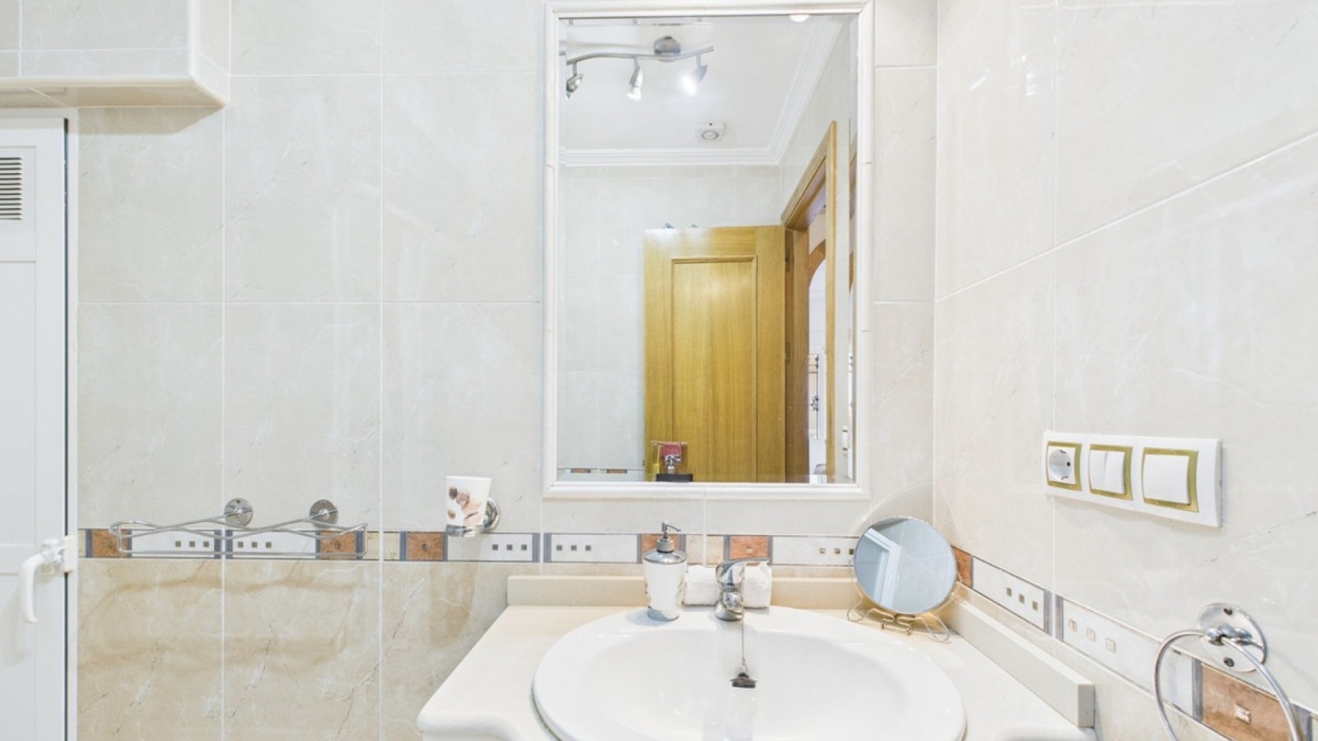 Resale - Townhouse - San Javier - San Javier Centro