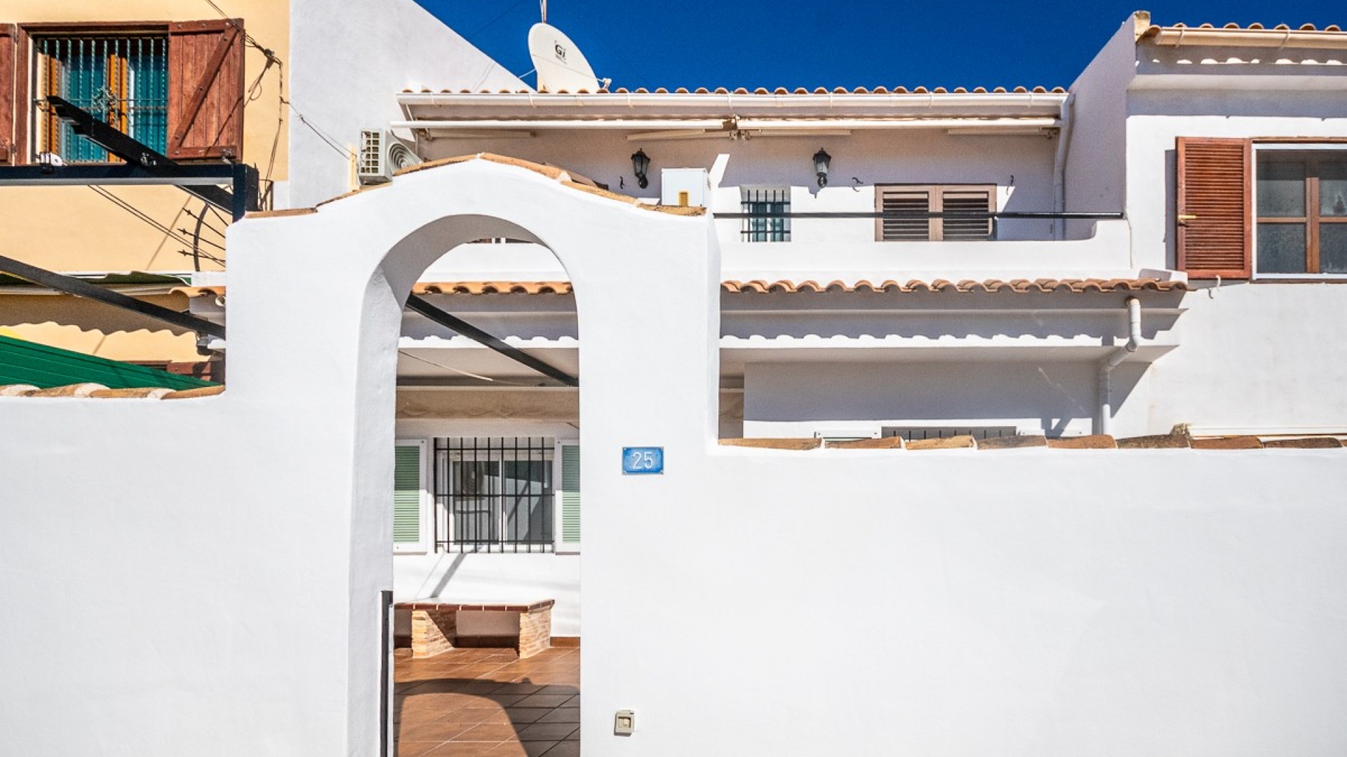 Resale - Townhouse - San Miguel de Salinas - balcon costa