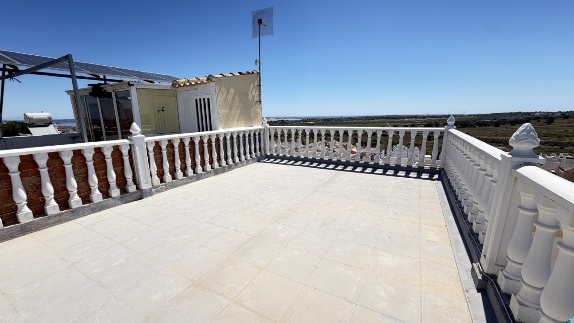 Resale - Townhouse - San Miguel de Salinas - balcon costa