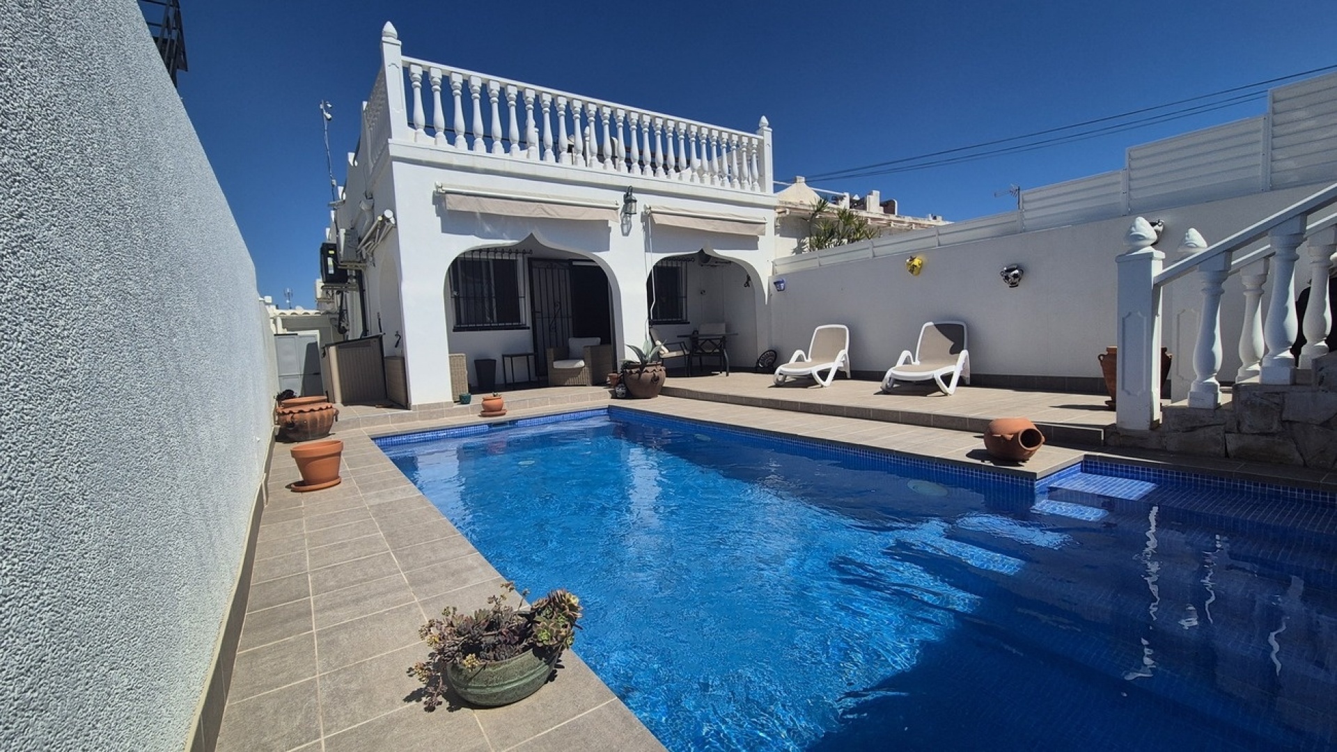 Resale - Townhouse - San Miguel de Salinas - balcon costa