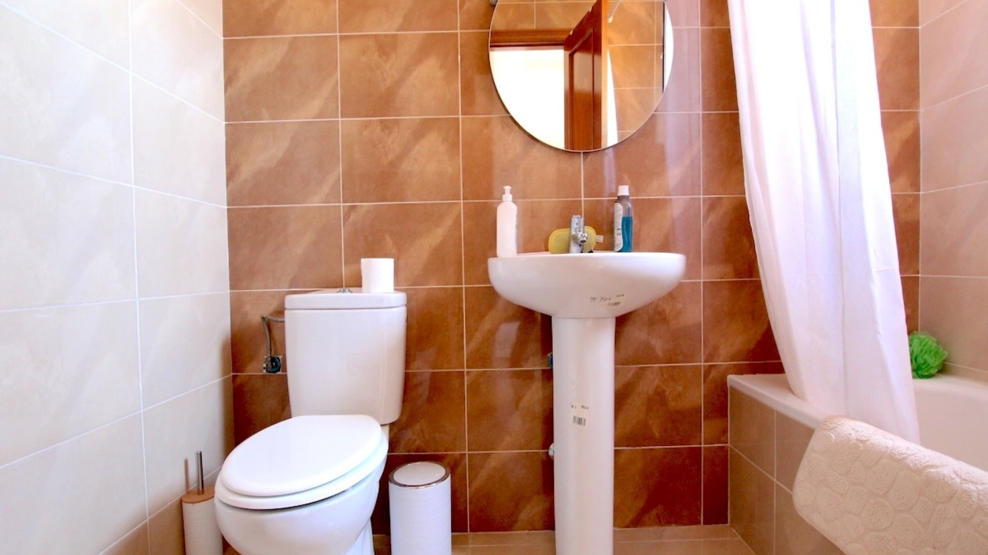 Resale - Townhouse - San Miguel de Salinas - La Canada
