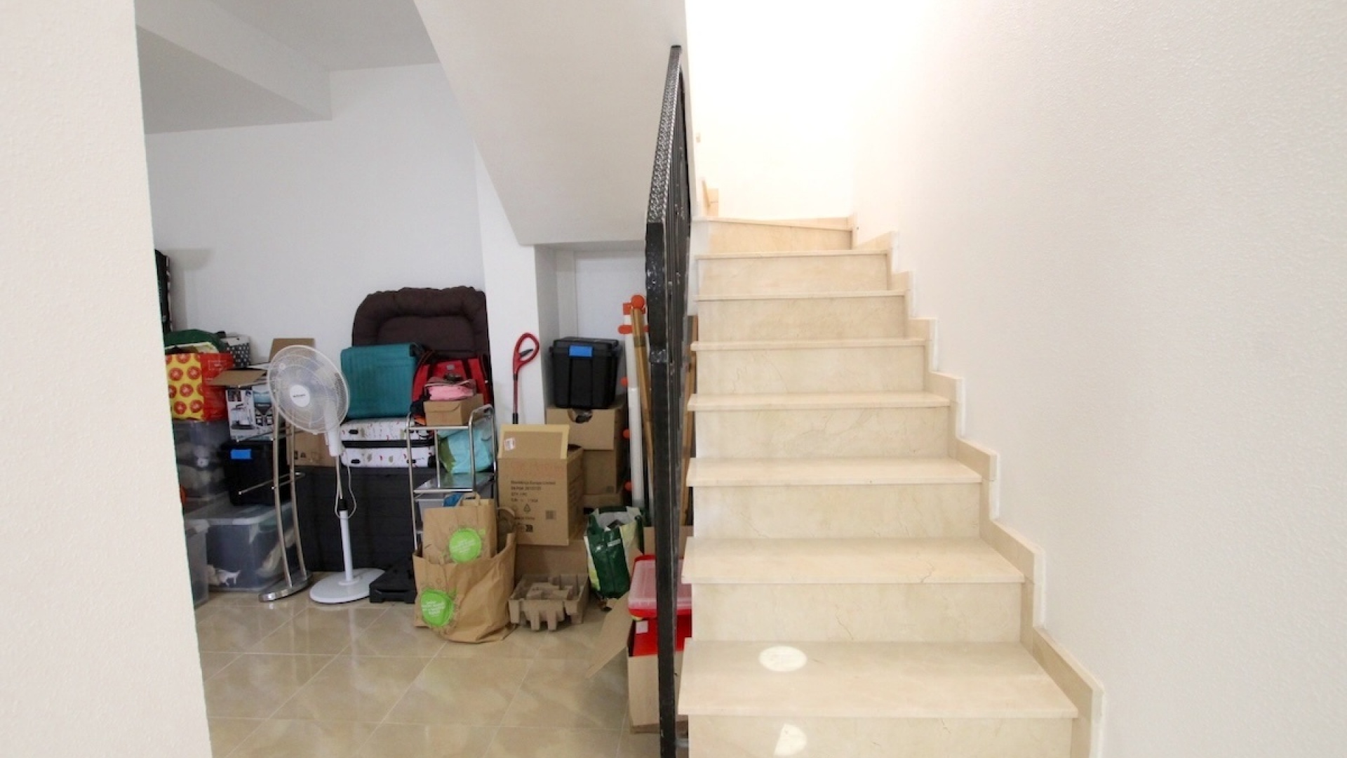 Resale - Townhouse - San Miguel de Salinas - La Canada