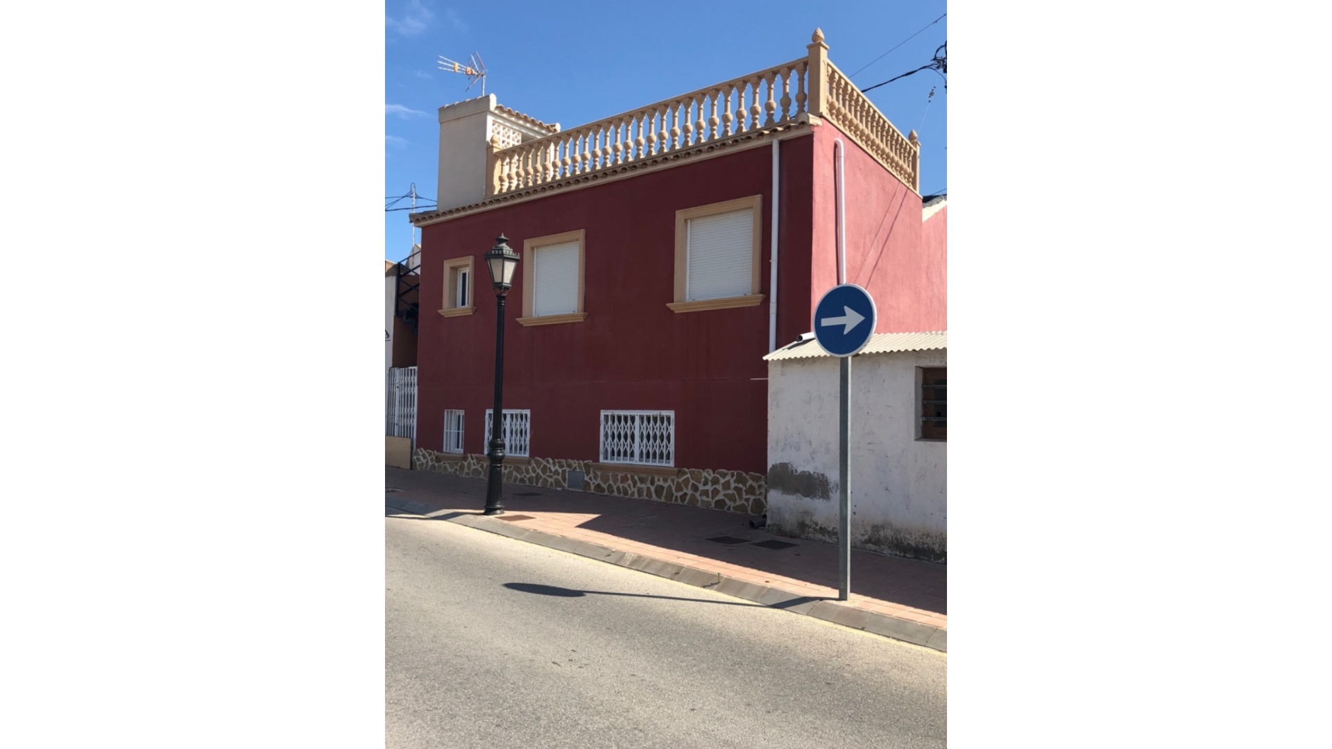 Resale - Townhouse - San Miguel de Salinas
