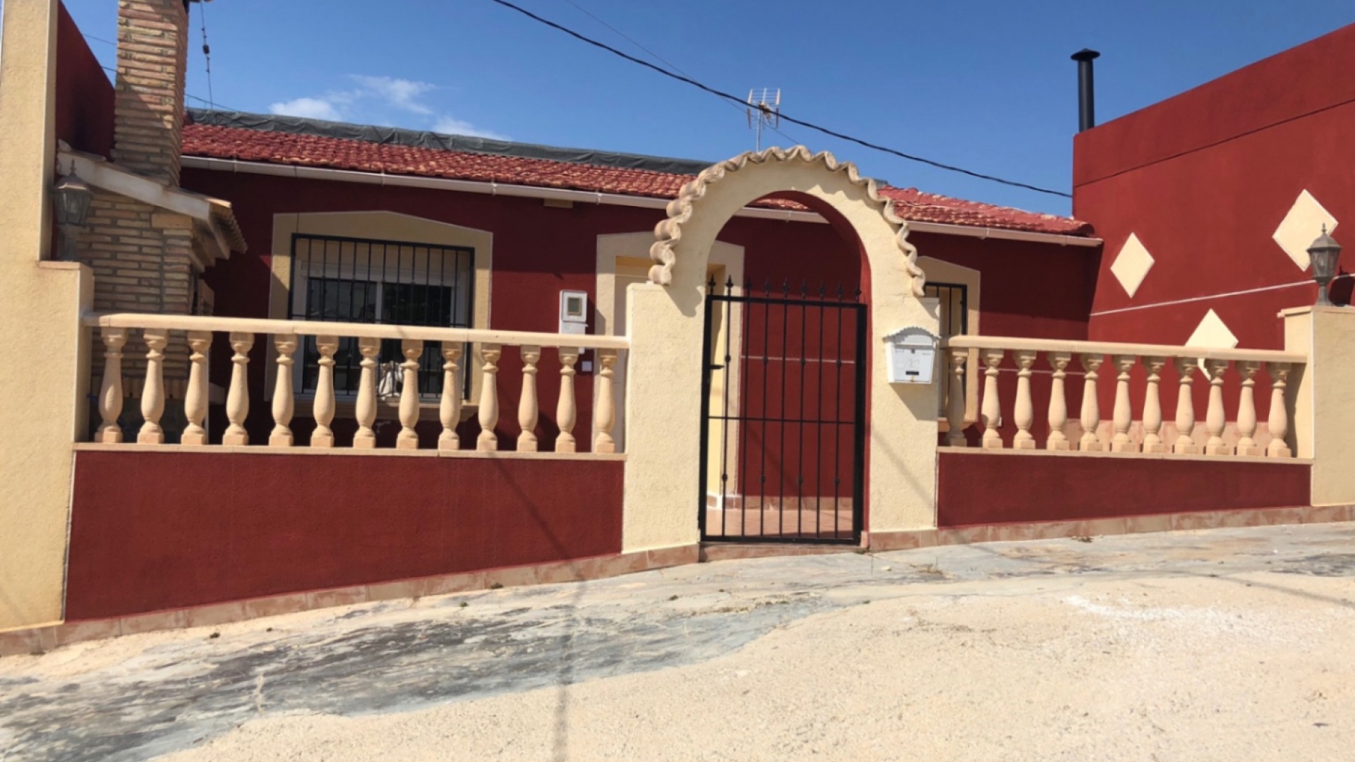 Resale - Townhouse - San Miguel de Salinas