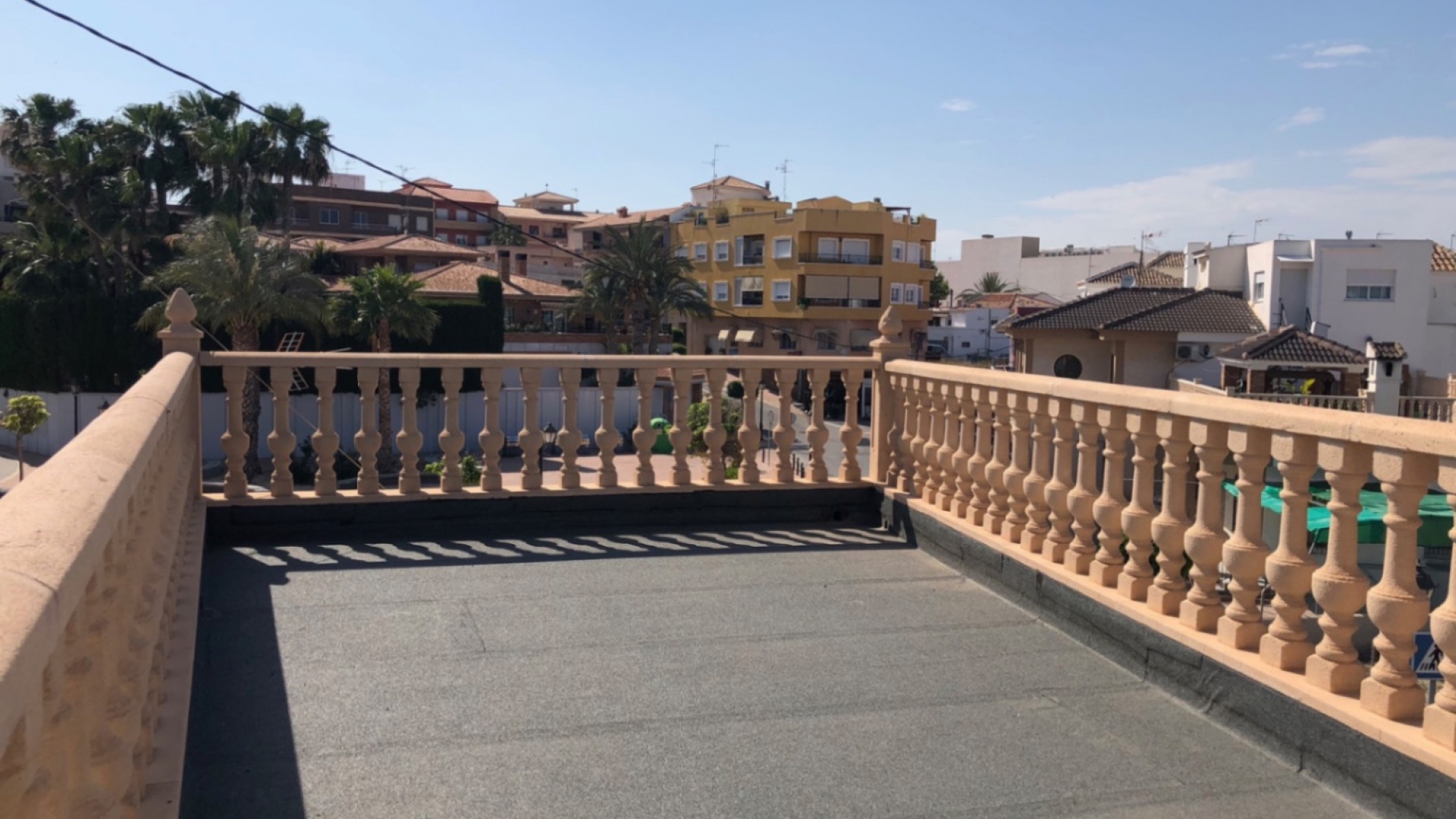 Resale - Townhouse - San Miguel de Salinas