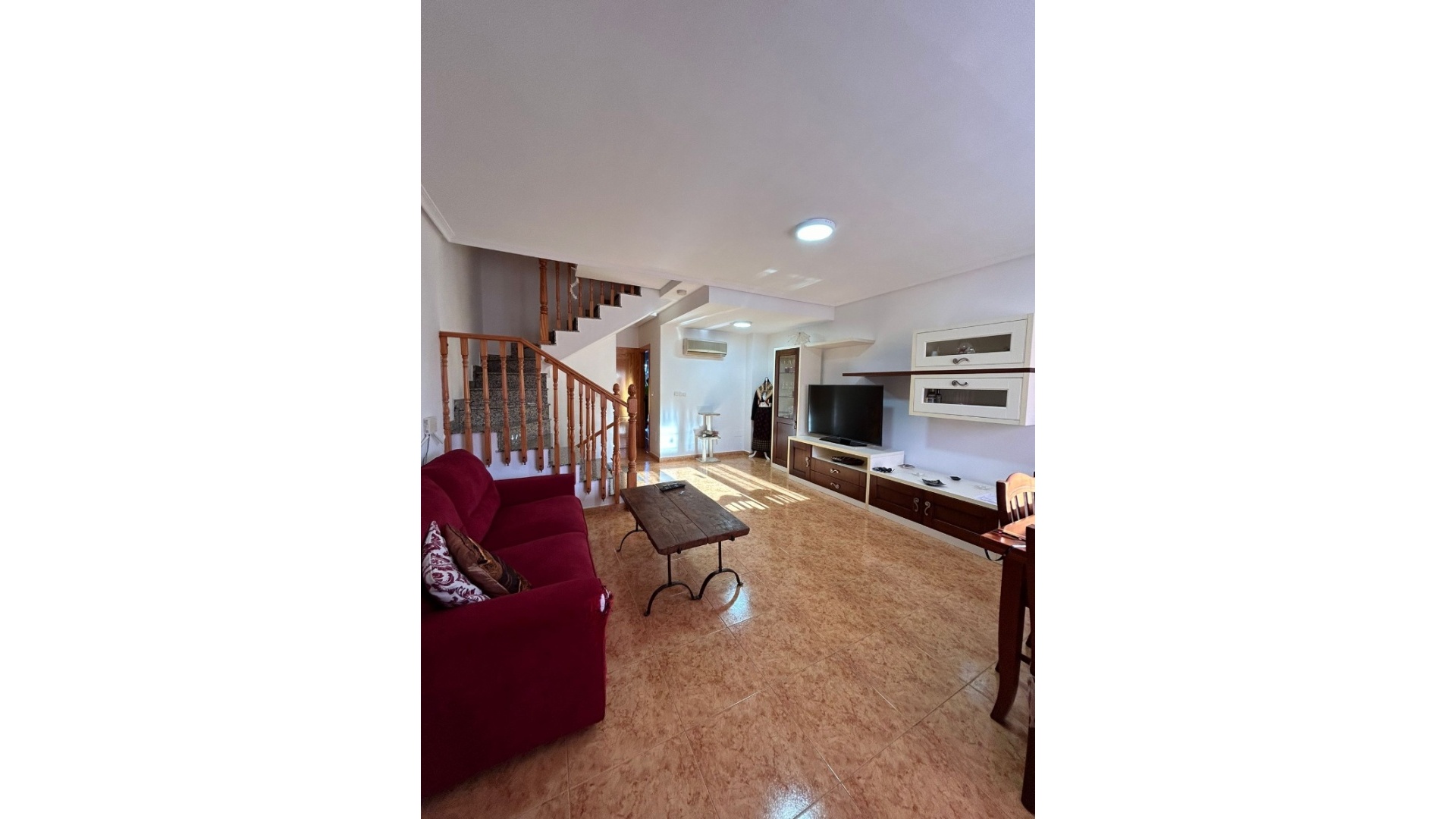 Resale - Townhouse - Torremendo - torremendo