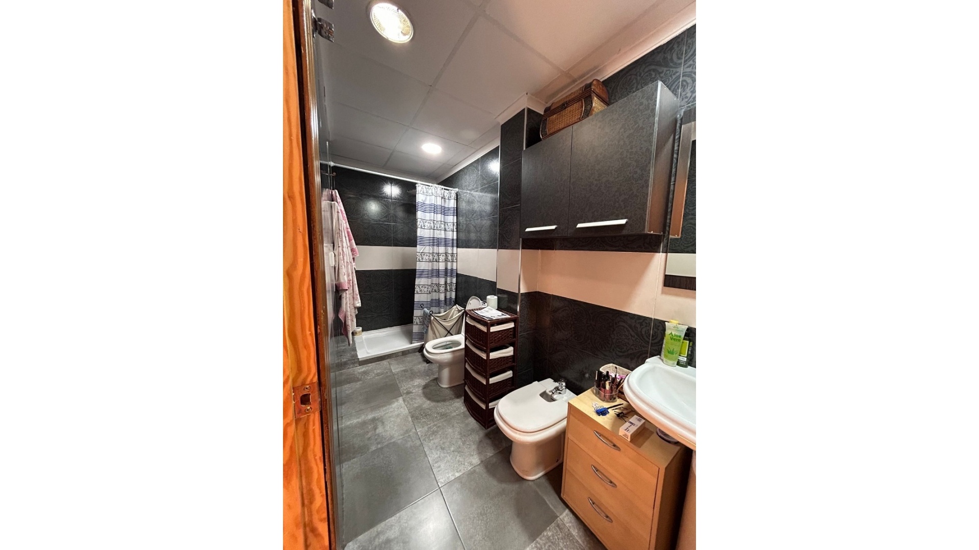 Resale - Townhouse - Torremendo - torremendo