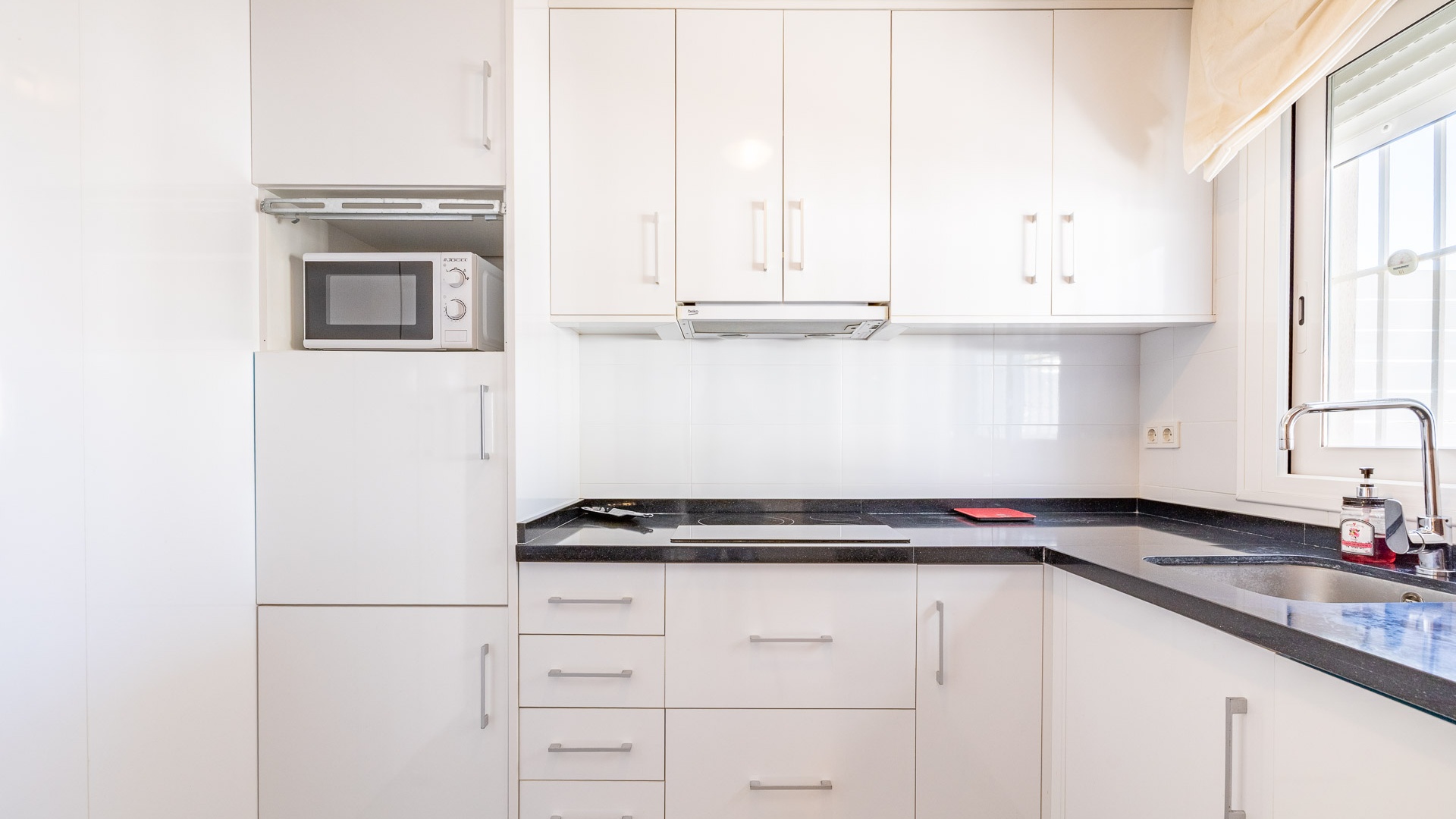 Resale - Townhouse - Torrevieja - Aguas Nuevas