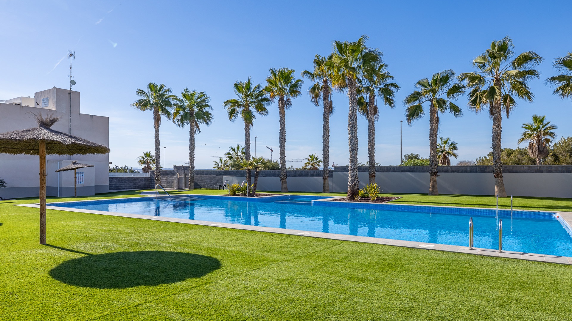 Resale - Townhouse - Torrevieja - Aguas Nuevas