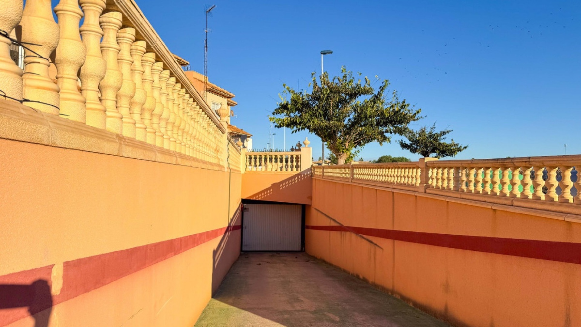 Resale - Townhouse - Torrevieja - Aguas Nuevas