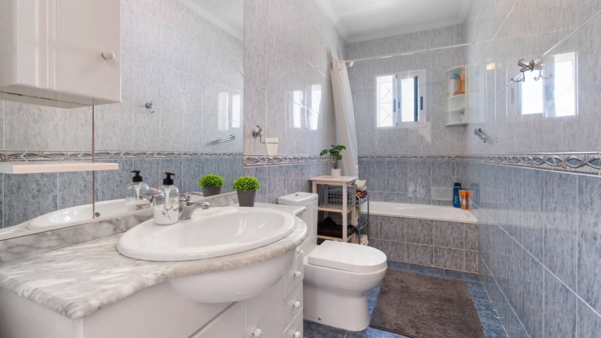 Resale - Townhouse - Torrevieja - Baños de Europa