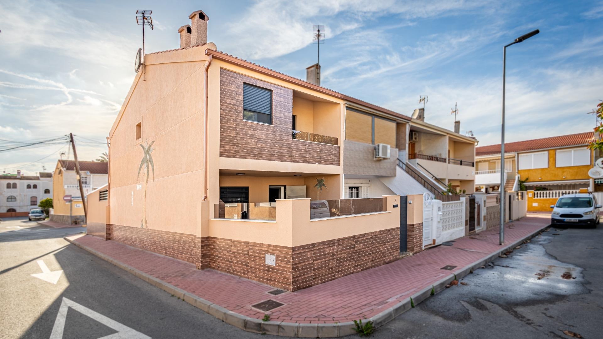 Resale - Townhouse - Torrevieja - Beachside Torrevieja