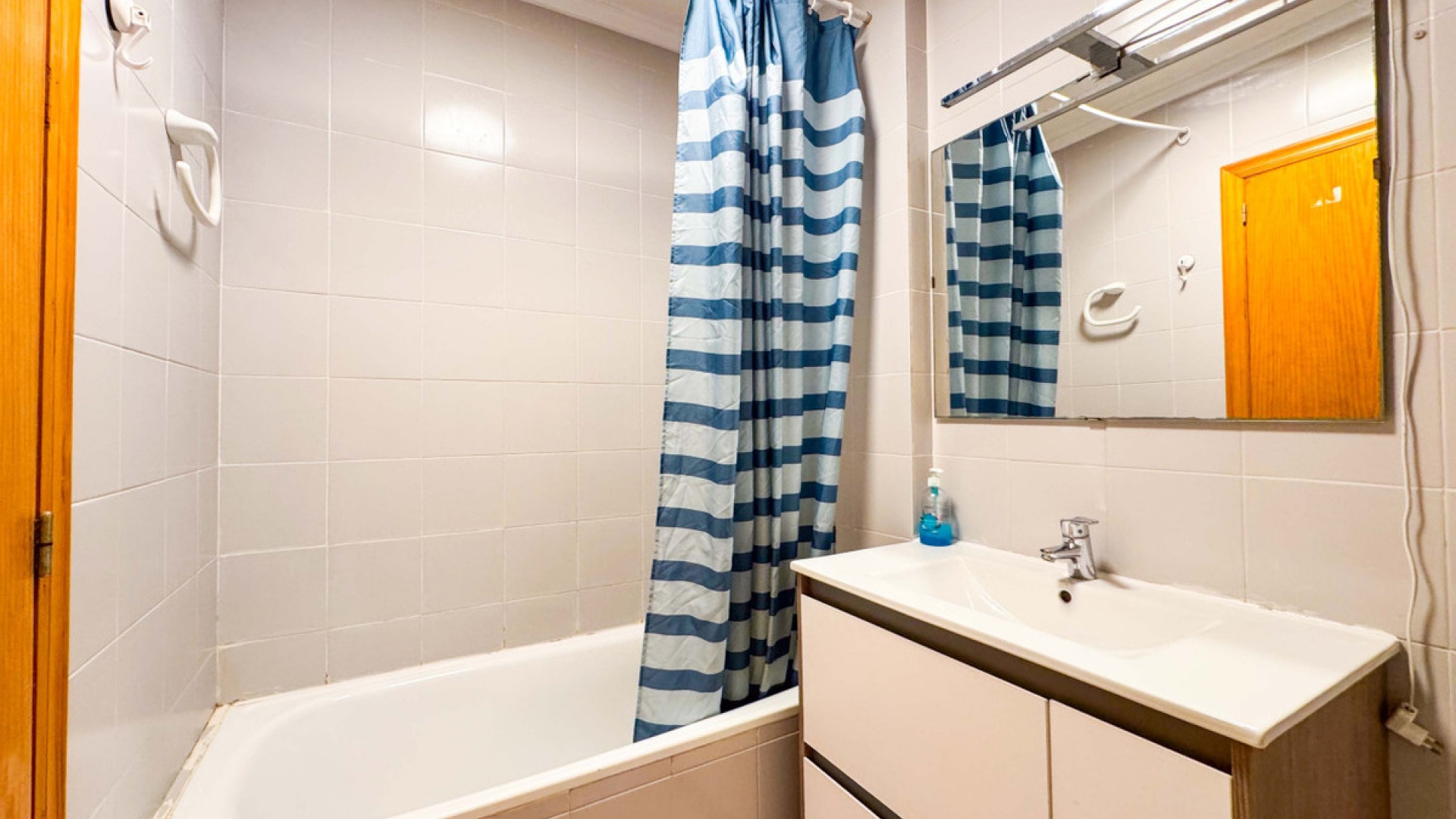 Resale - Townhouse - Torrevieja - Playa De La Mata