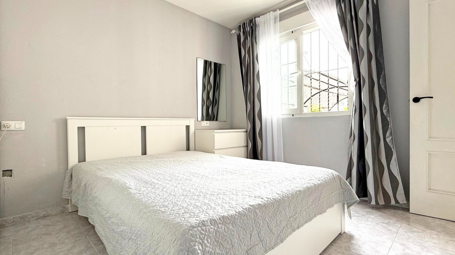 Resale - Townhouse - Torrevieja - torreta