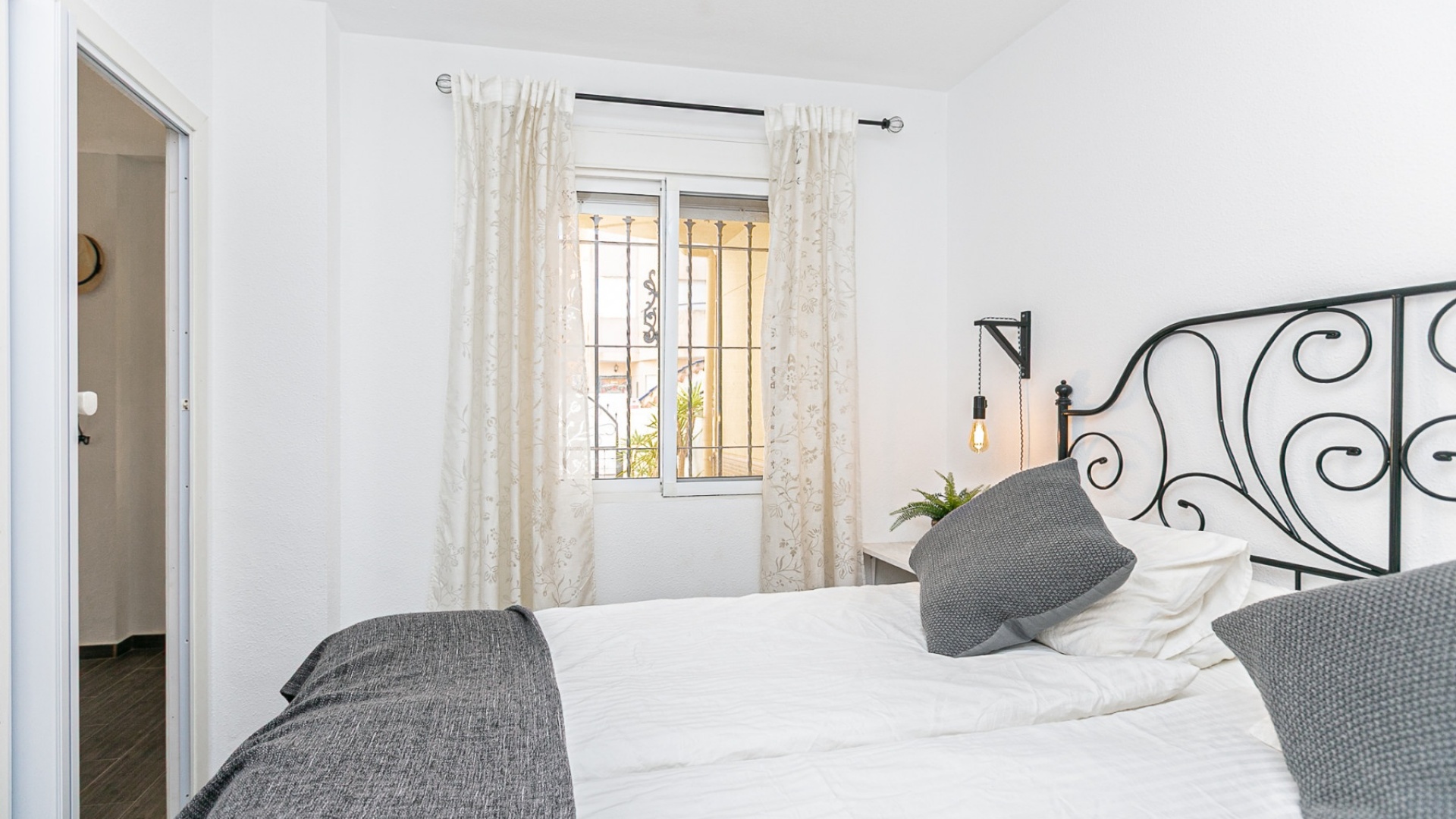 Resale - Townhouse - Torrevieja - torreta