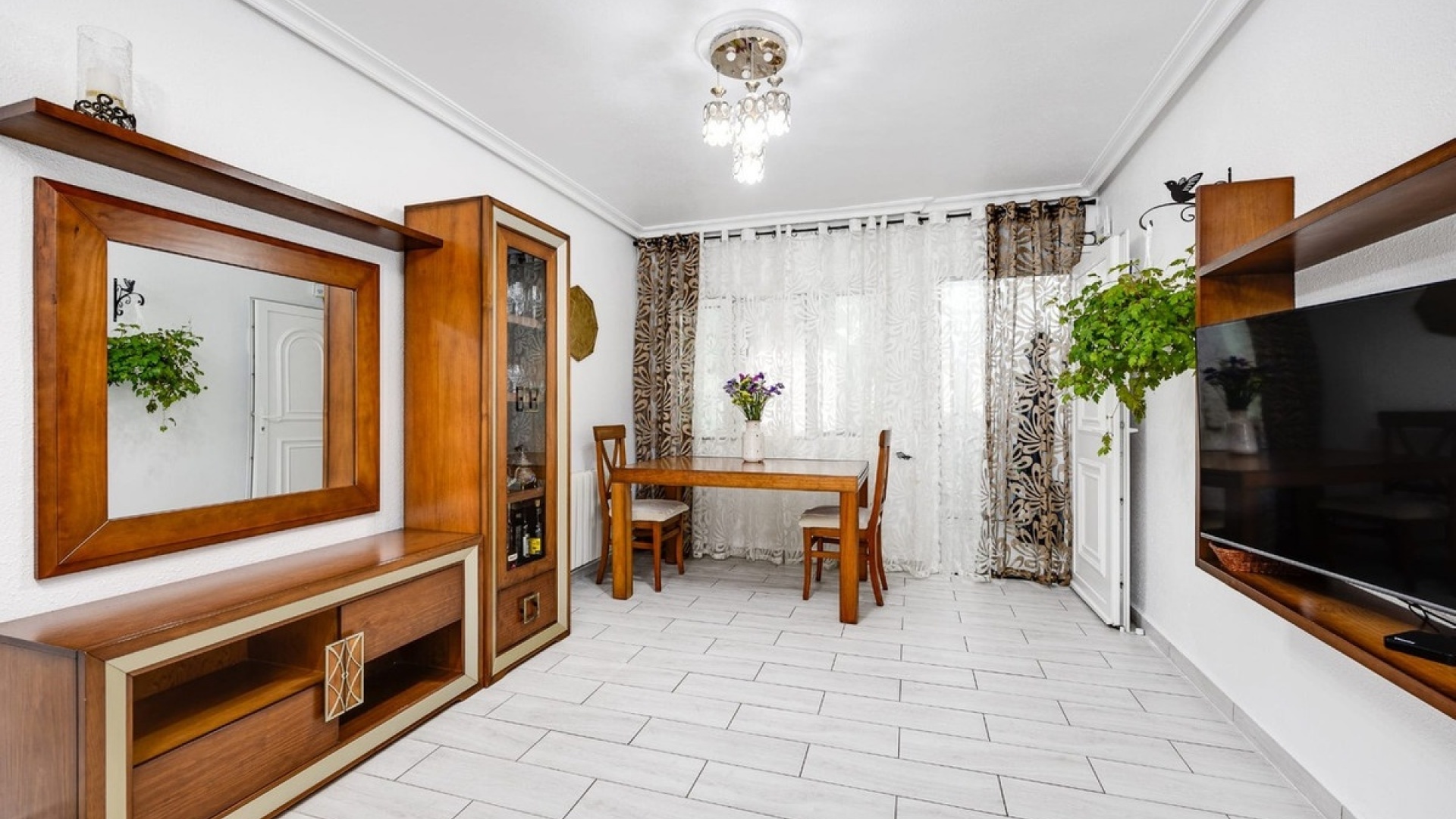 Resale - Townhouse - Torrevieja - Torrevieja Centro