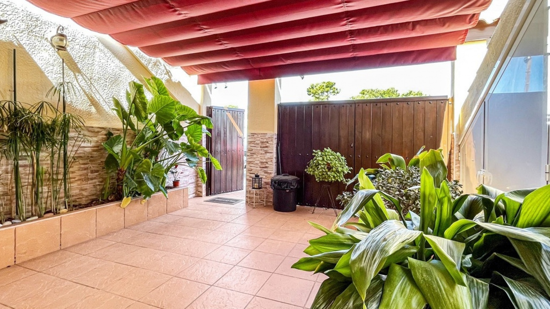 Resale - Townhouse - Torrevieja - Torrevieja Centro
