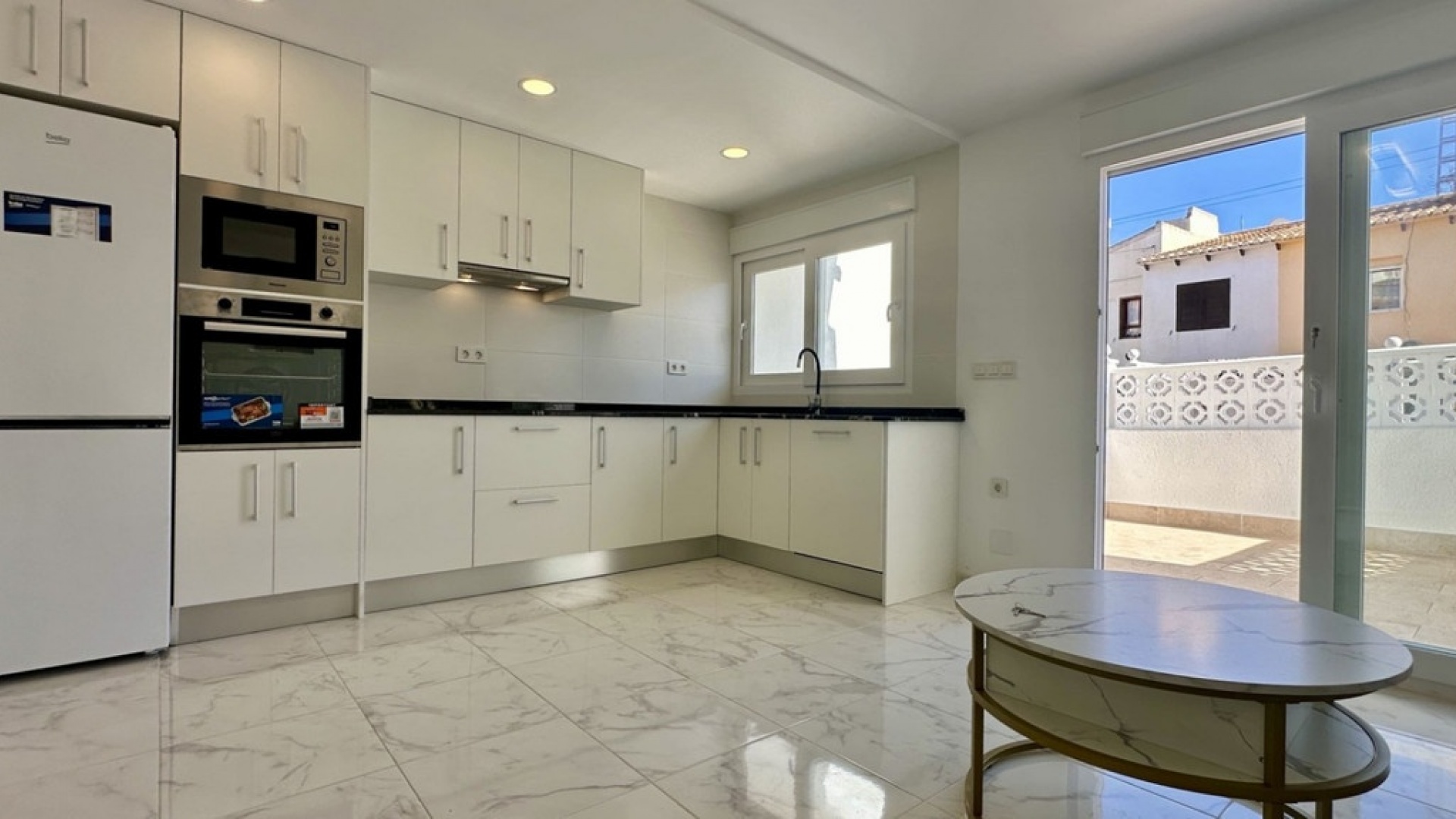 Resale - Townhouse - Torrevieja - Torrevieja Centro
