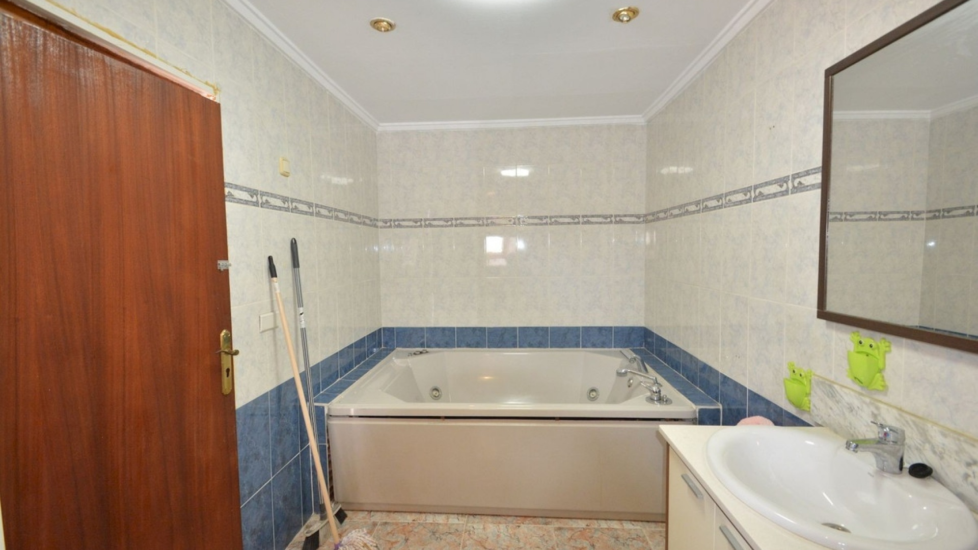 Resale - Townhouse - Torrevieja - Torrevieja Centro