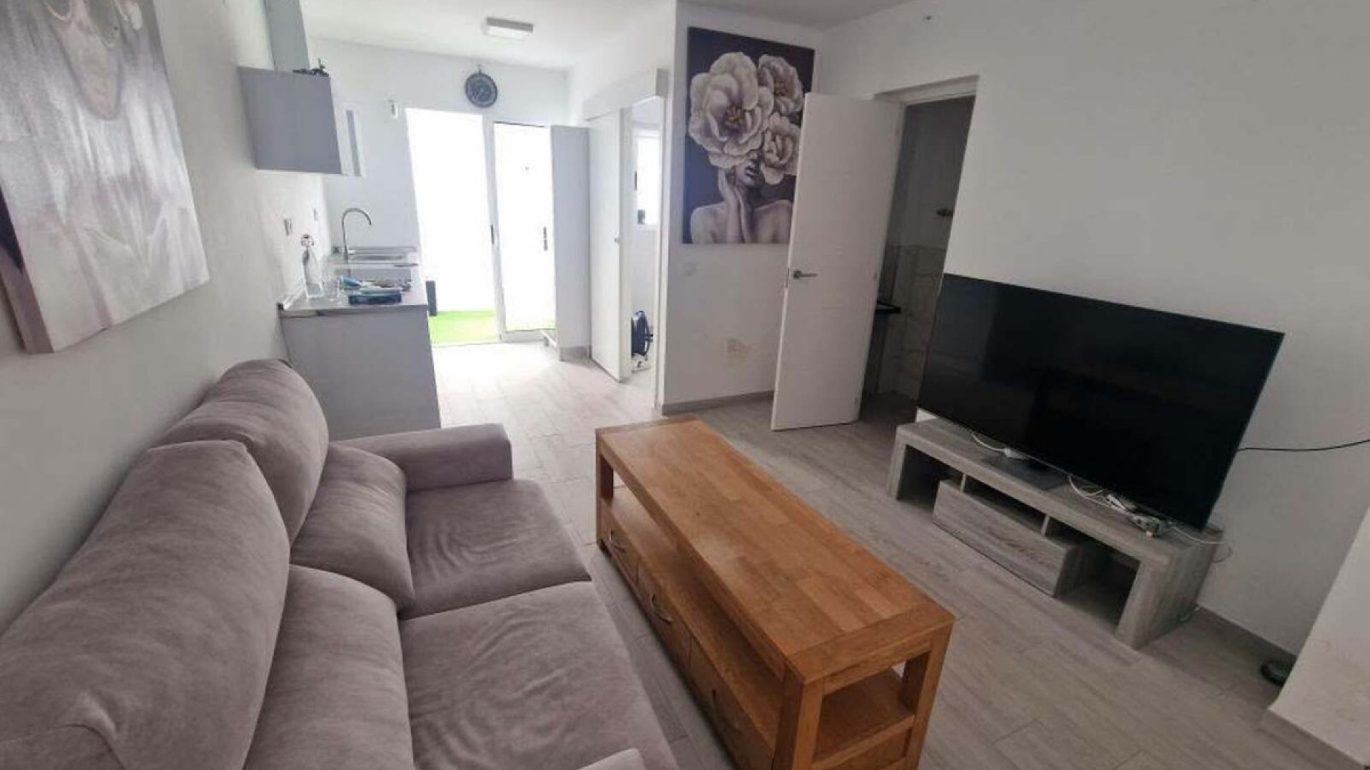 Resale - Townhouse - Torrevieja - Torrevieja Centro