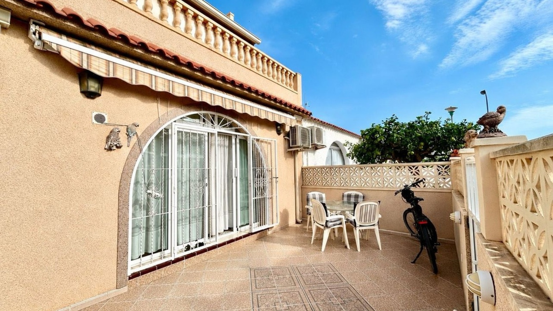 Resale - Townhouse - Torrevieja - Torrevieja Centro
