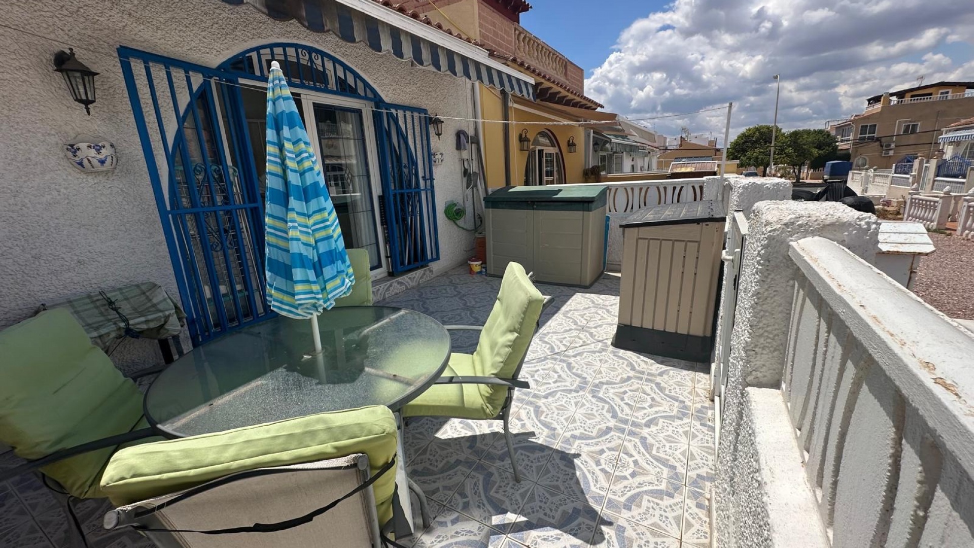 Resale - Townhouse - Torrevieja - Urbanización San Luis