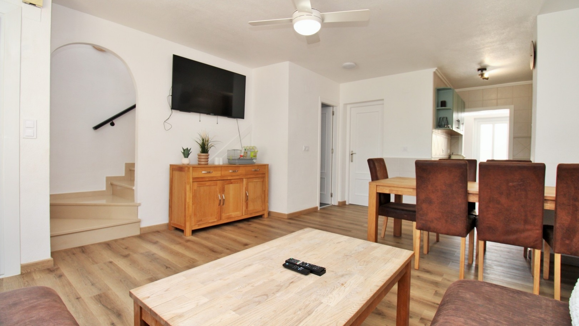 Resale - Townhouse - Villamartin - blue lagoon