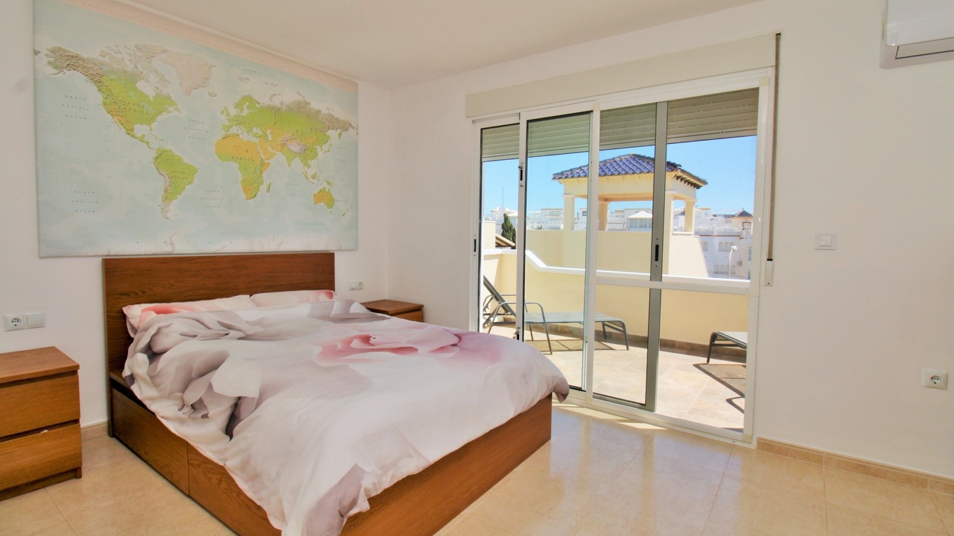 Resale - Townhouse - Villamartin - blue lagoon