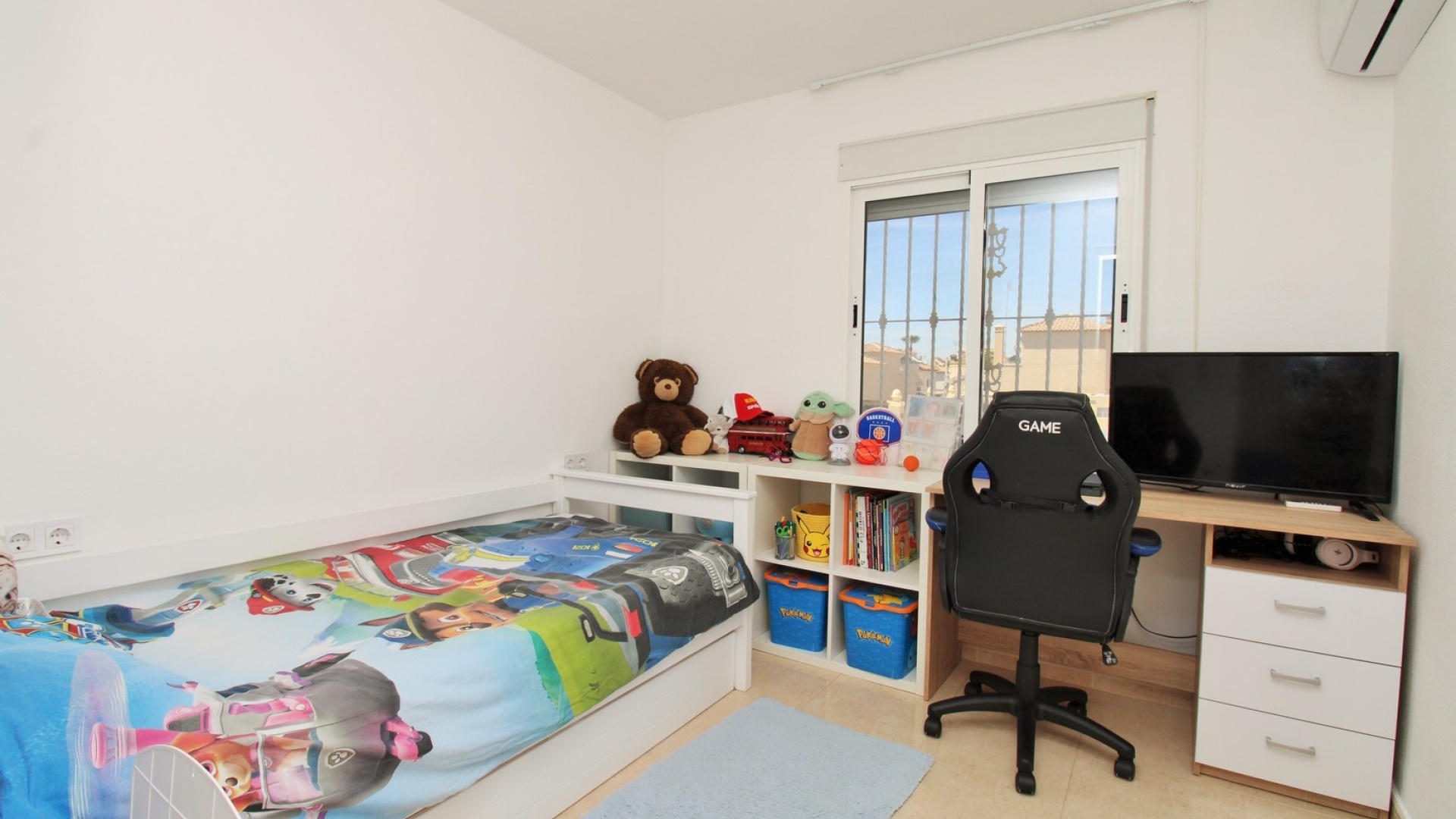Resale - Townhouse - Villamartin - blue lagoon