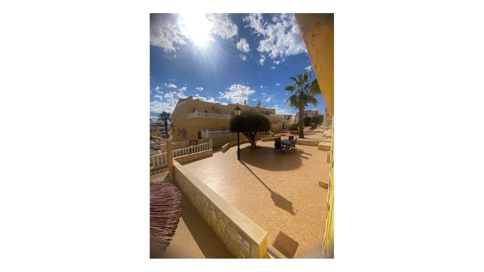 Resale - Townhouse - Villamartin - bosque de las lomas