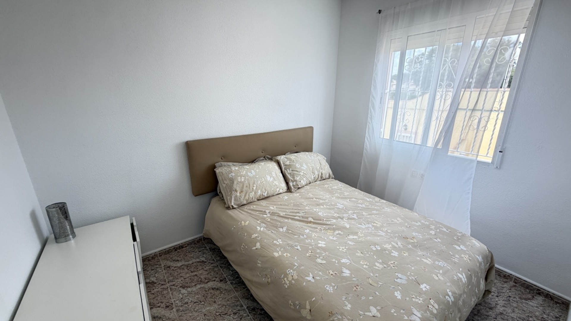 Resale - Townhouse - Villamartin - bosque de las lomas