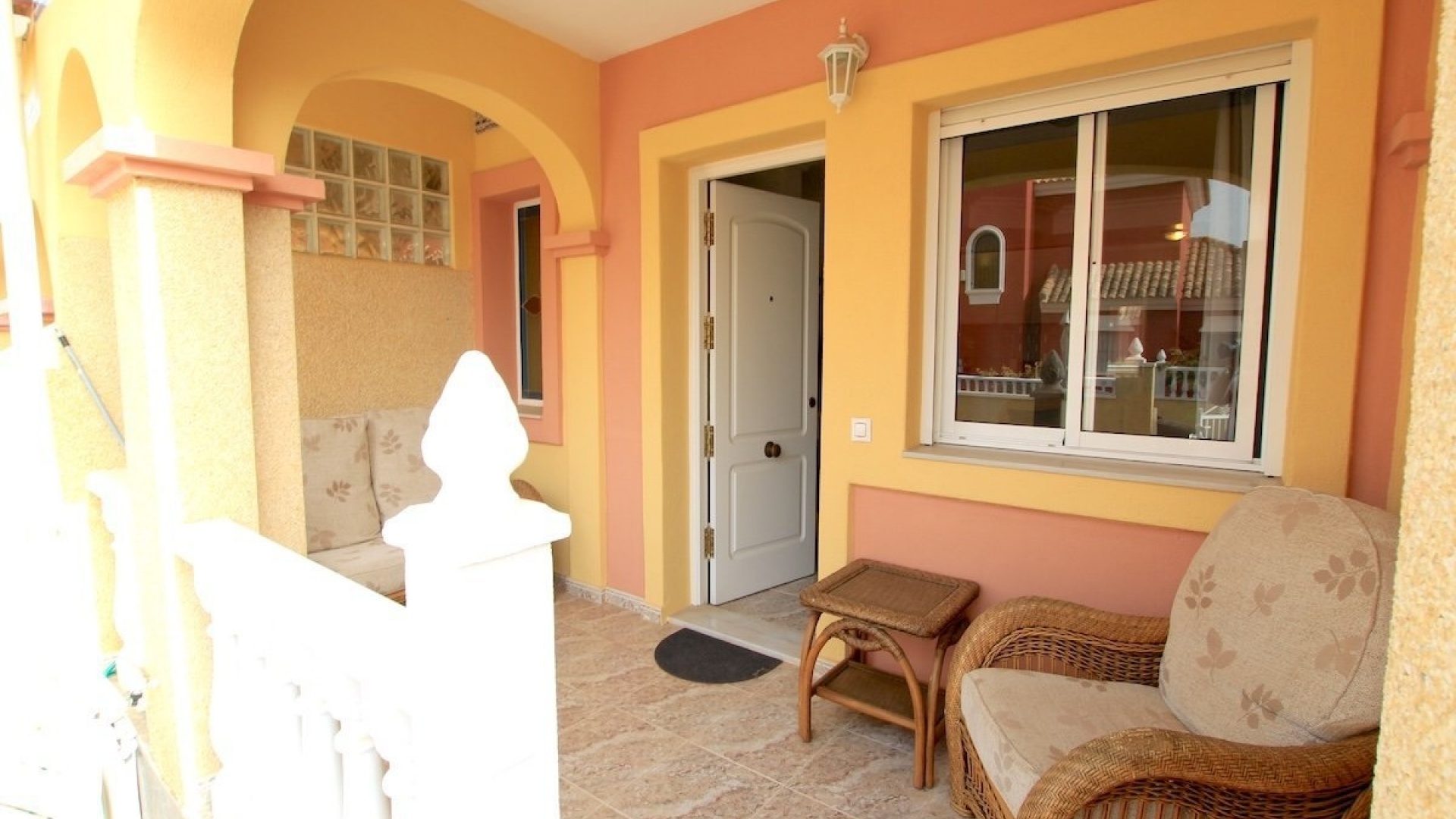 Resale - Townhouse - Villamartin - bosque de las lomas