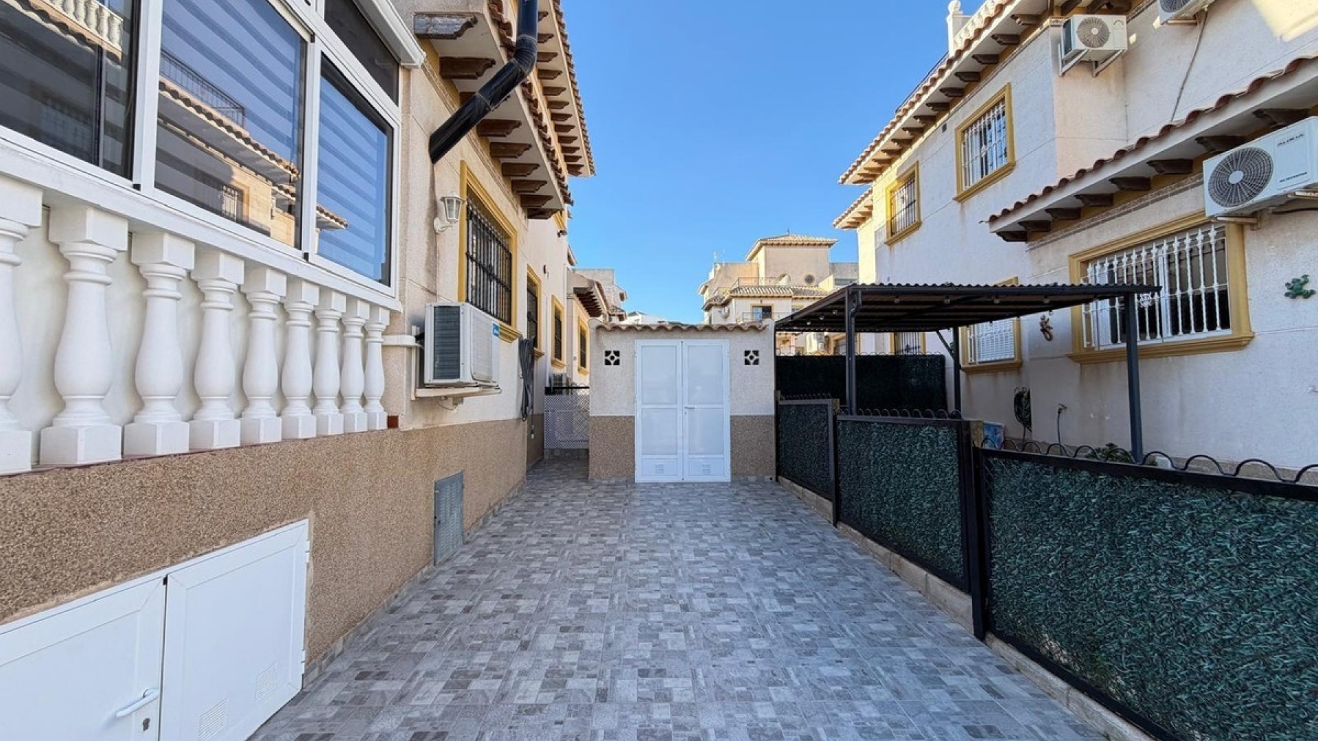 Resale - Townhouse - Villamartin - Costa Blanca South