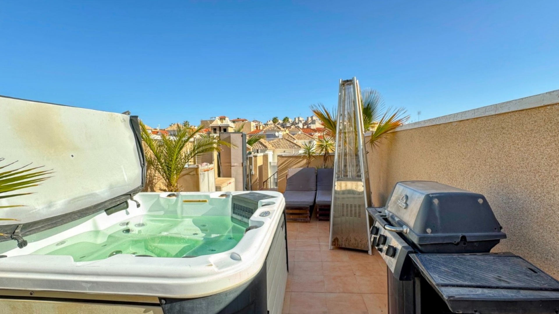 Resale - Townhouse - Villamartin - costa dorada