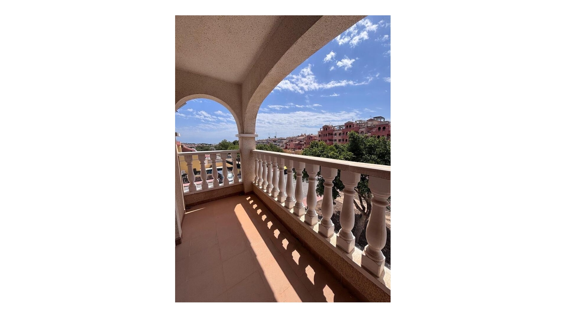 Resale - Townhouse - Villamartin - costa dorada