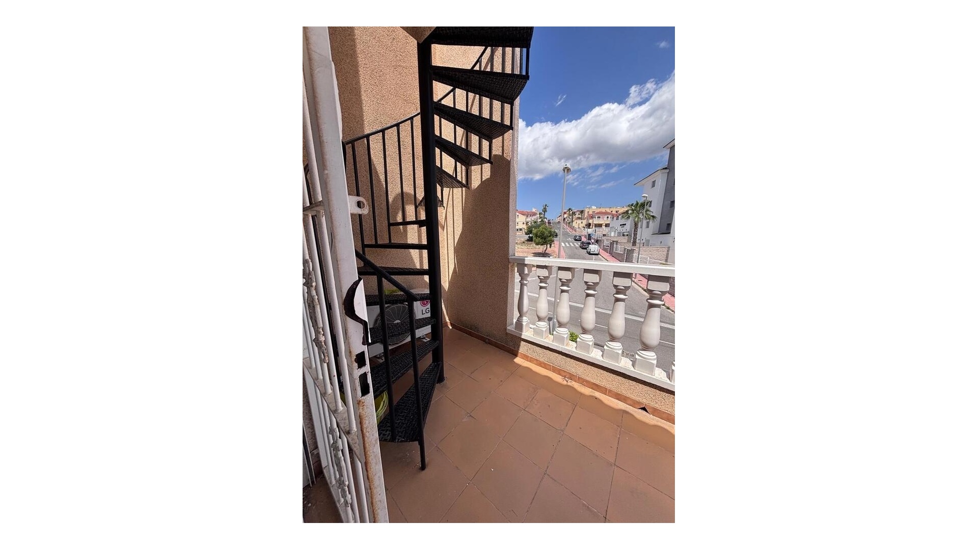 Resale - Townhouse - Villamartin - costa dorada