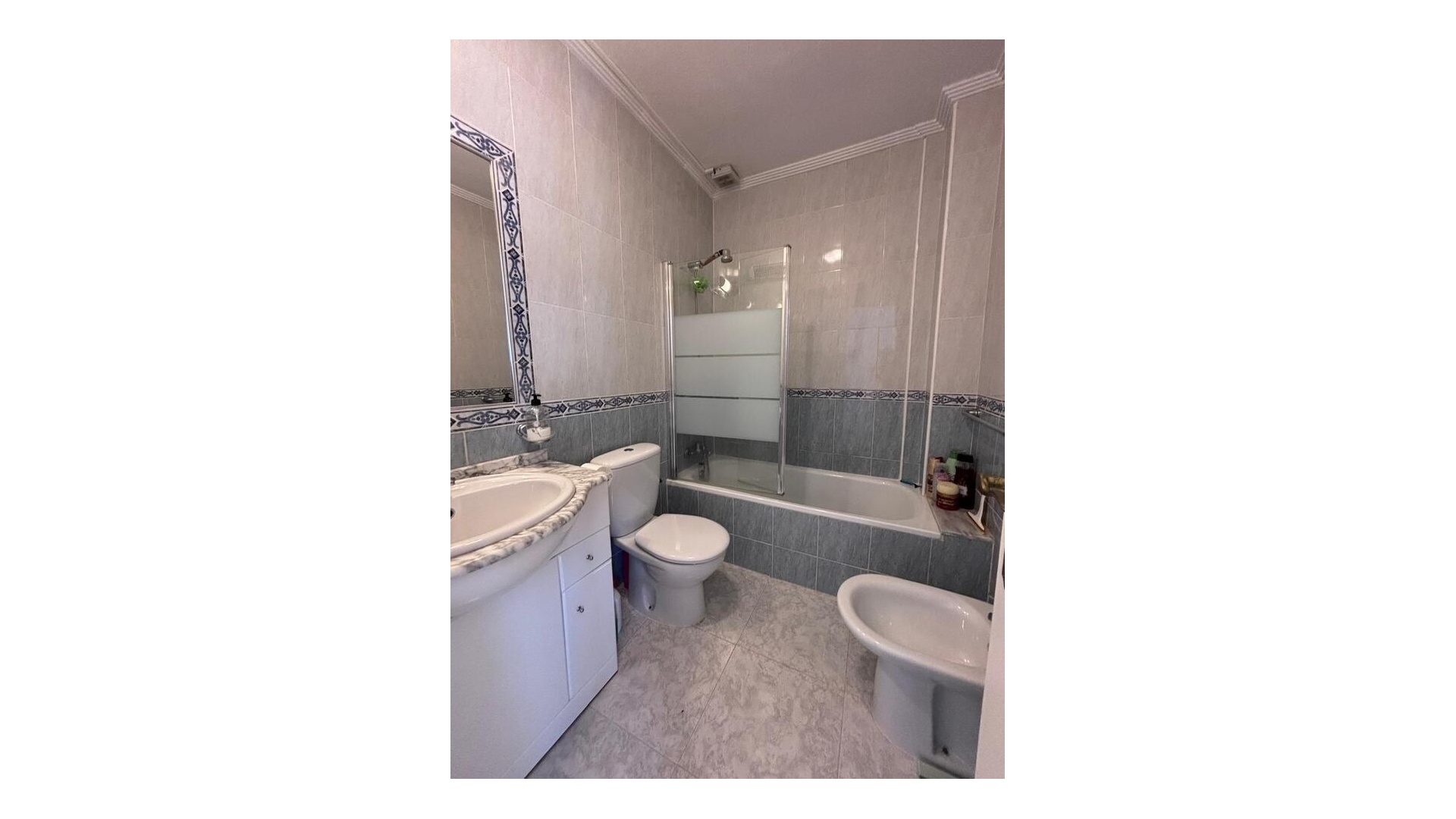 Resale - Townhouse - Villamartin - costa dorada