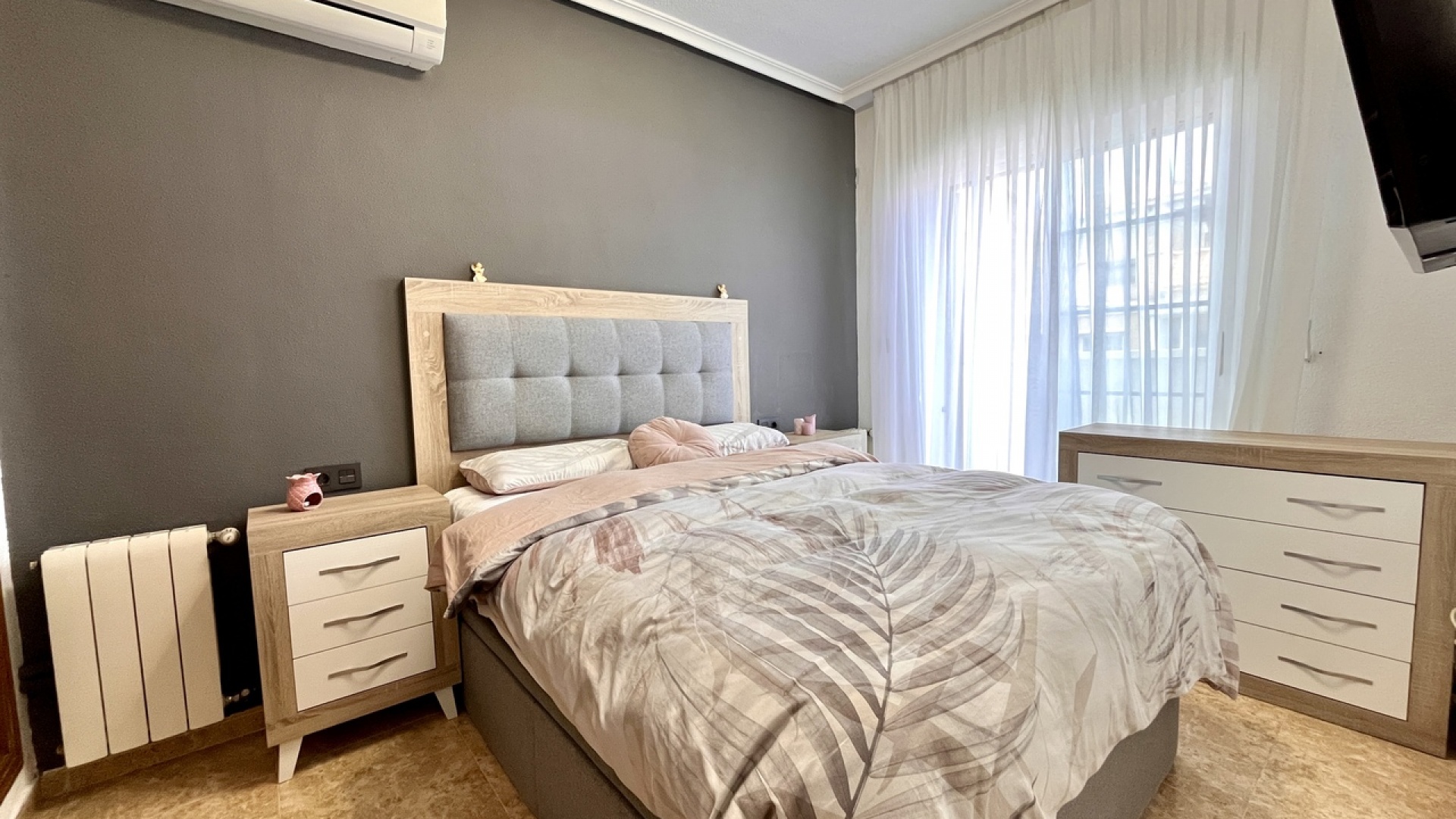 Resale - Townhouse - Villamartin - entre golf