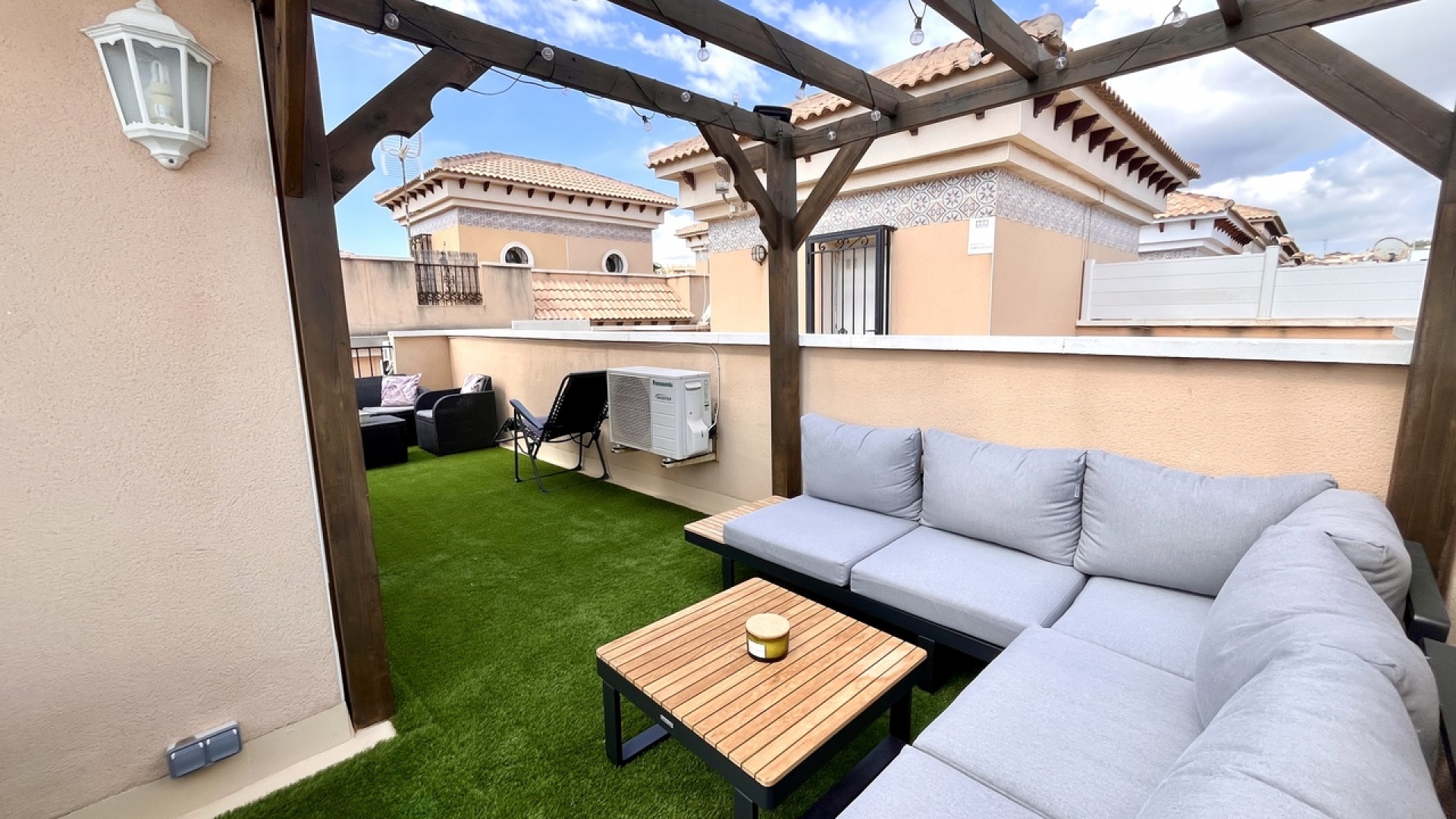 Resale - Townhouse - Villamartin - entre golf